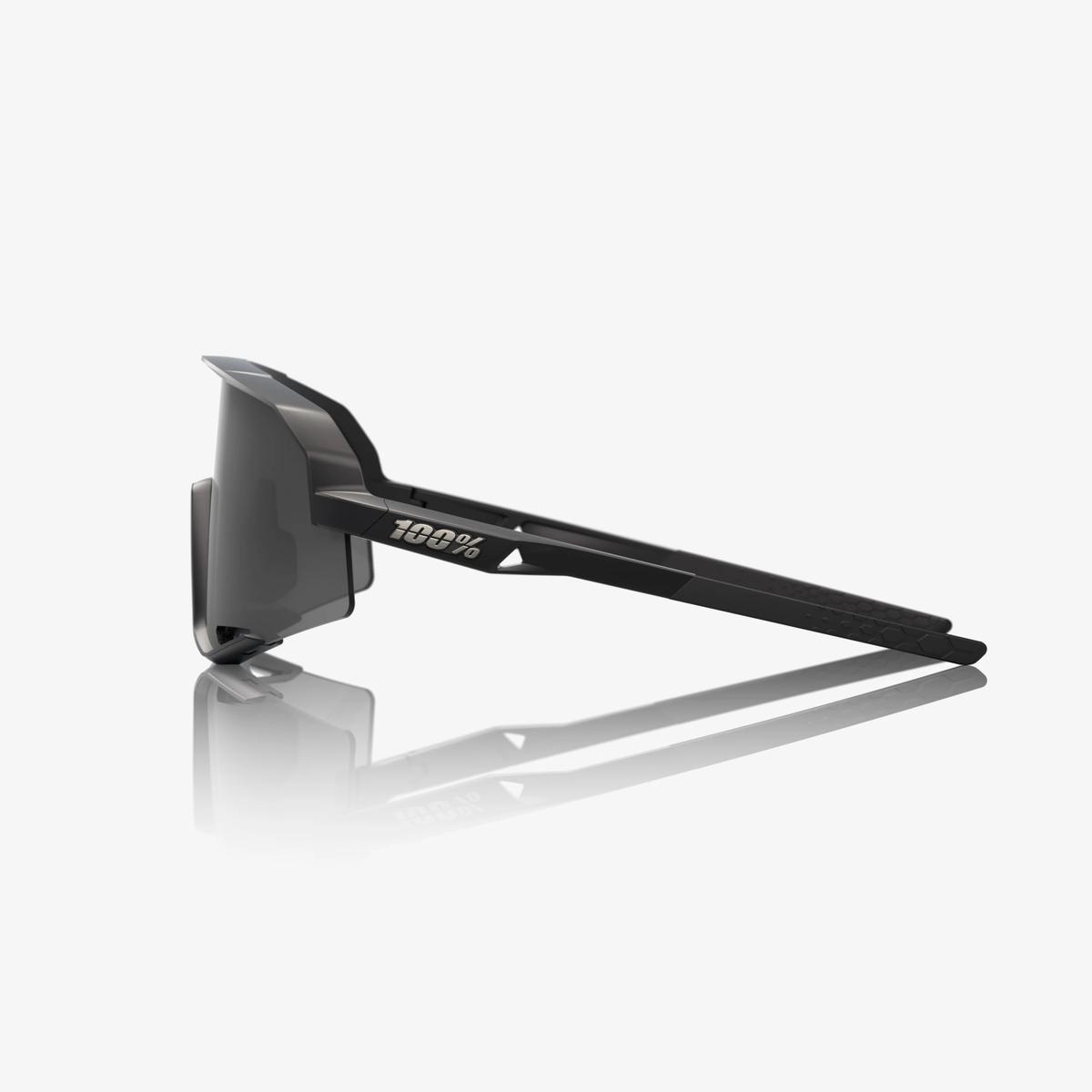 product/1/0/100percent-france_cp60057-00002_smoke_3.jpg