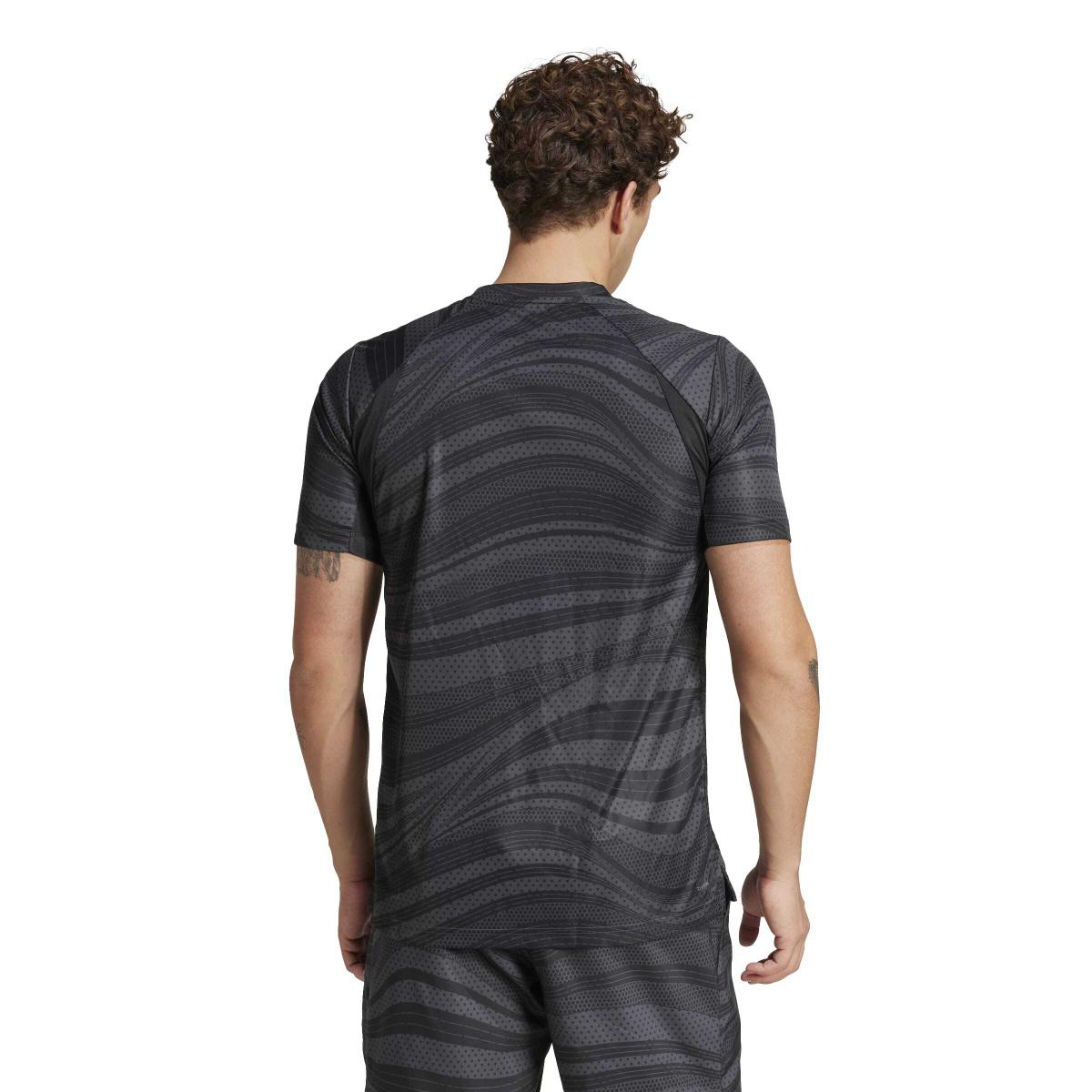 product/2/0/2025_09_adidas_jf8422_3_apparel_on_model_back_view_white.jpg