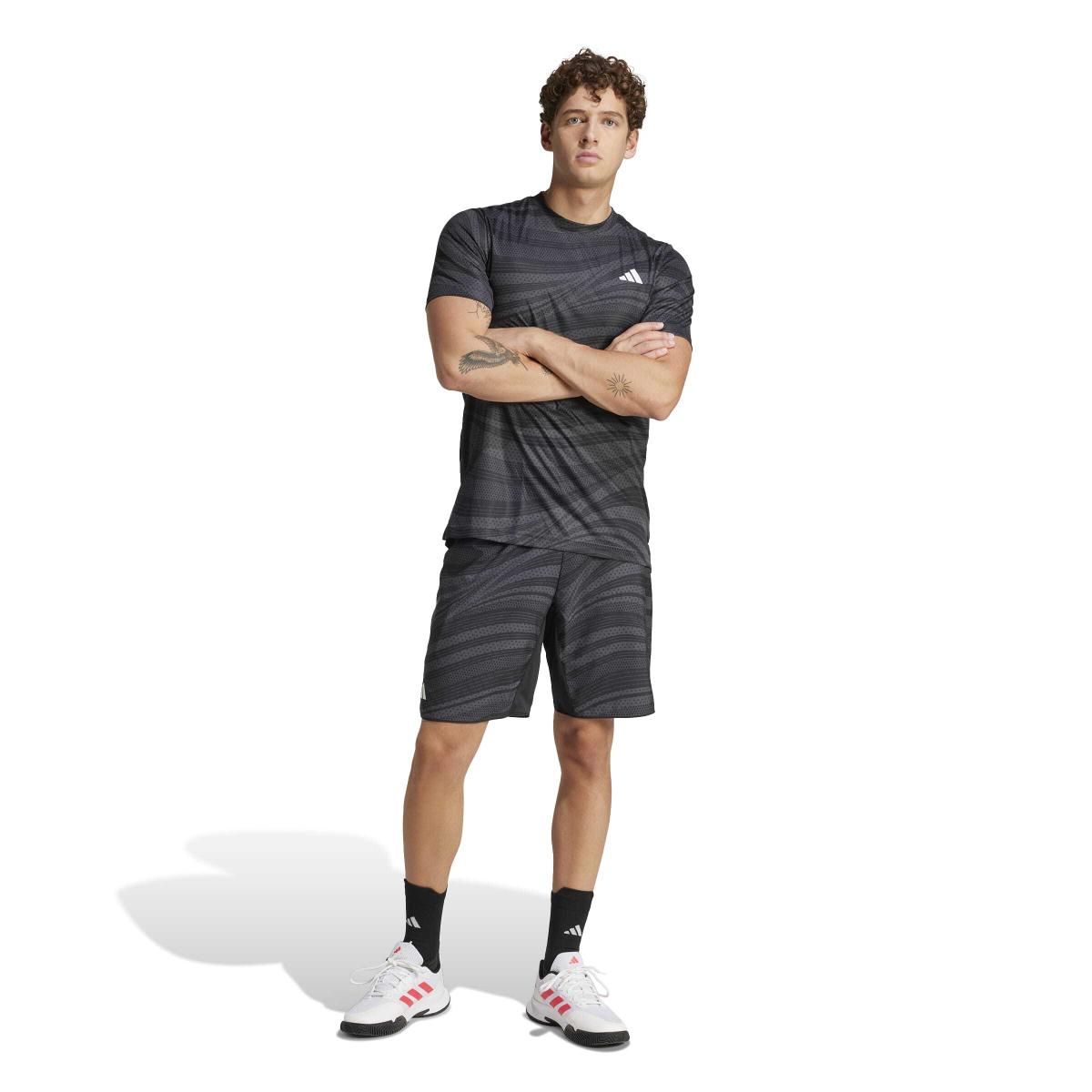 product/2/0/2025_09_adidas_jf8422_5_apparel_on_model_standard_outfit_view_white.jpg