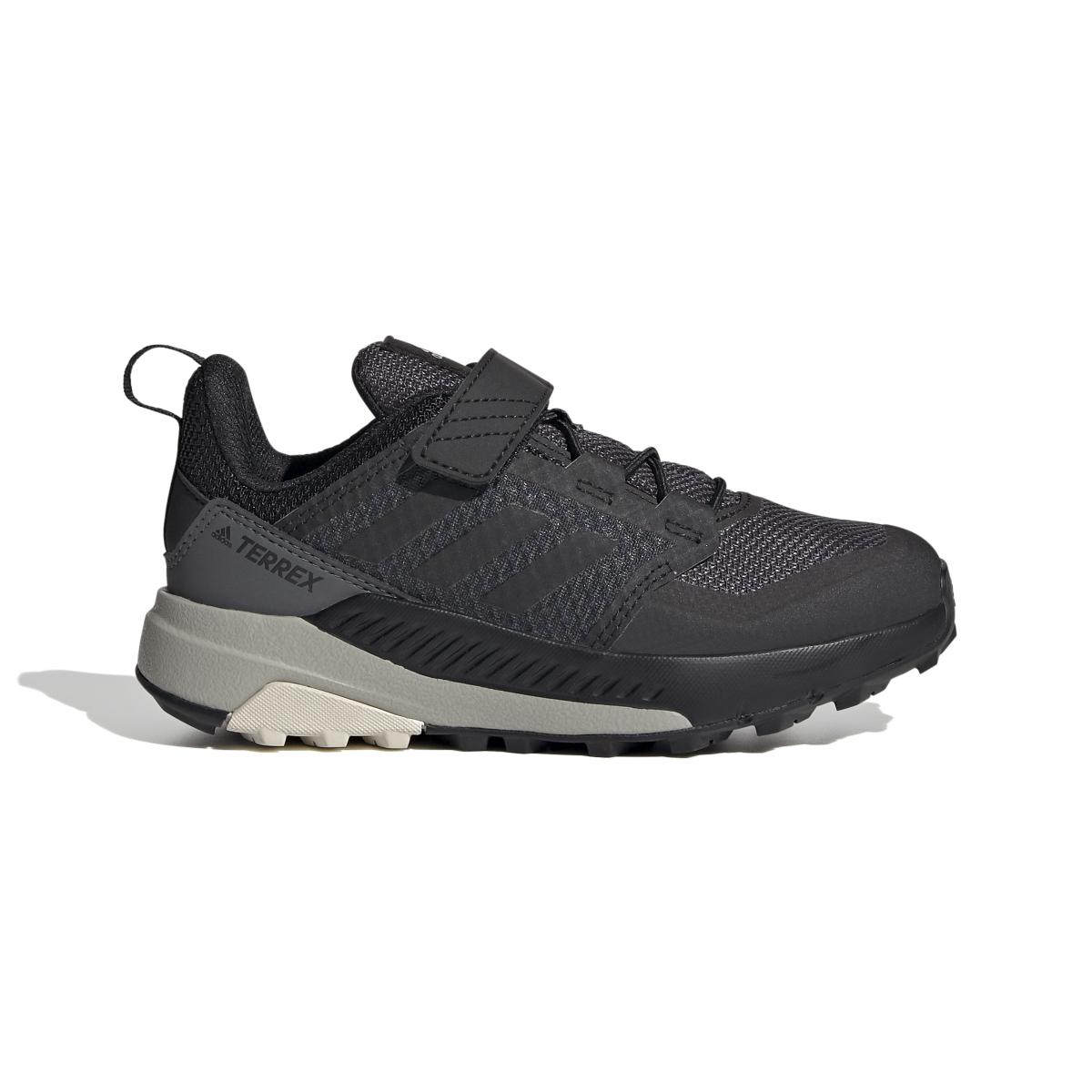product/a/d/adidas_fw9324_1_footwear_photography_side_lateral_center_view_white_000.jpg