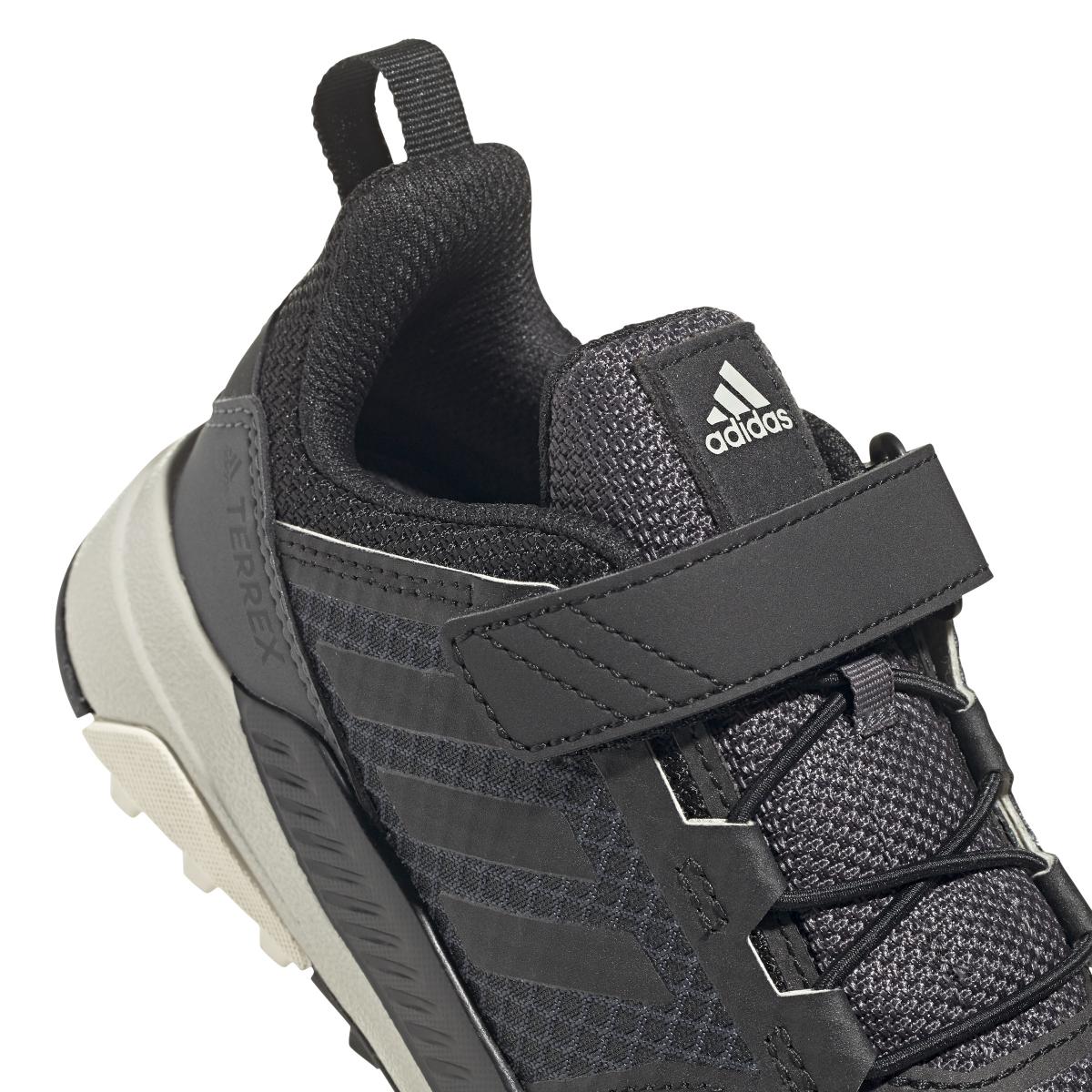 product/a/d/adidas_fw9324_8_footwear_photography_detail_view_1_white_000.jpg
