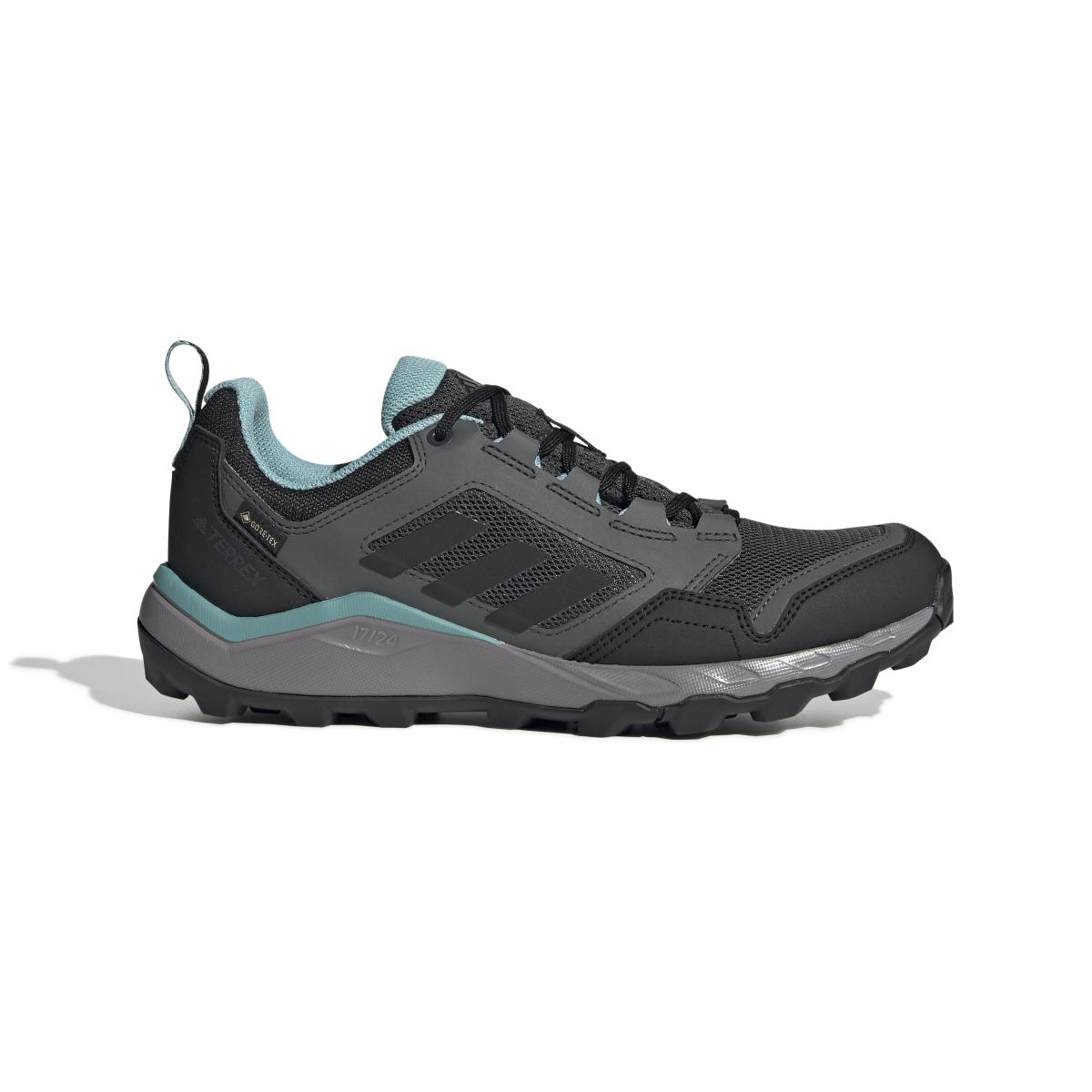 product/a/d/adidas_h05684_1_footwear_photography_side_lateral_center_view_white_000.jpg
