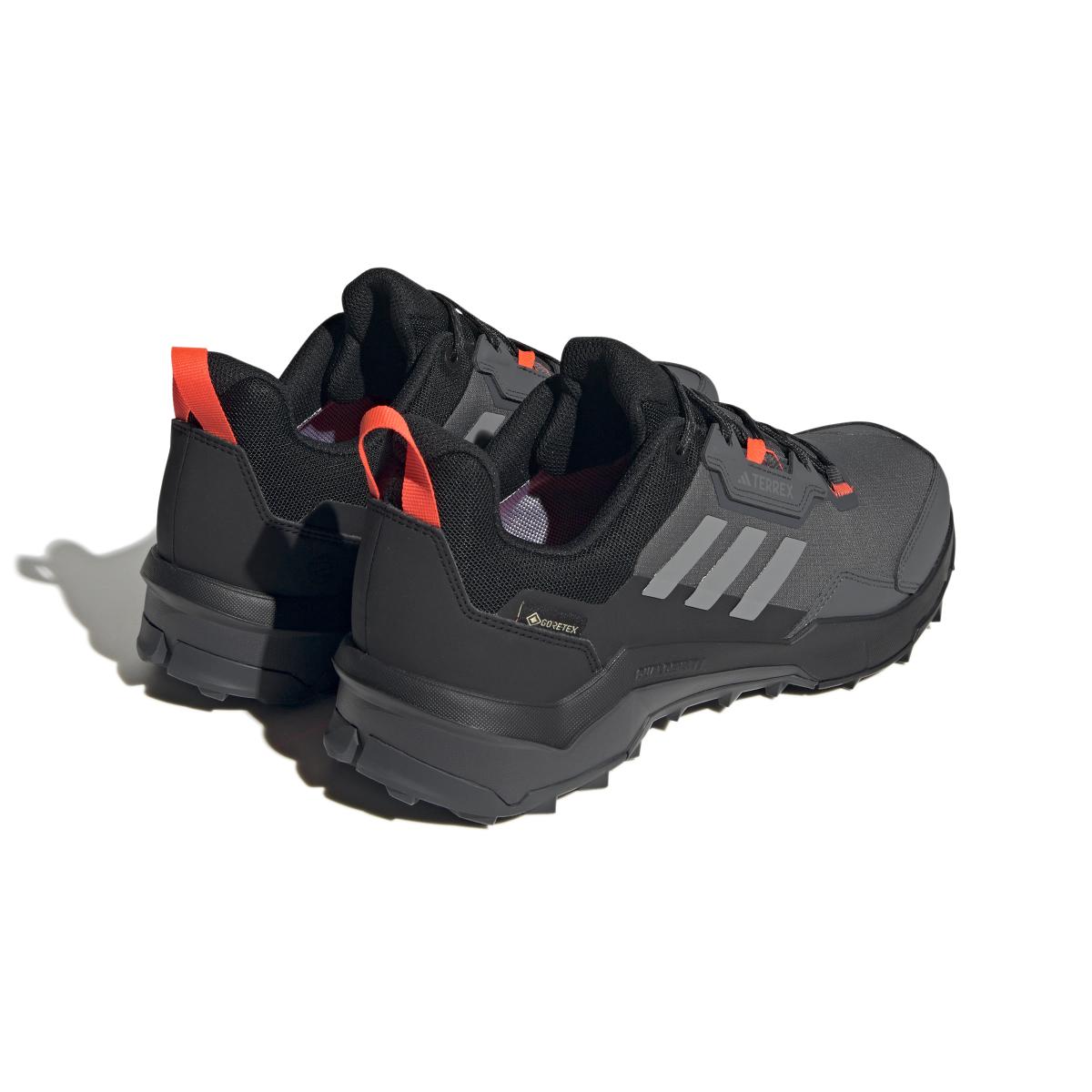 product/a/d/adidas_hp7396_7_footwear_photography_back_lateral_top_view_white-nw052424.jpg