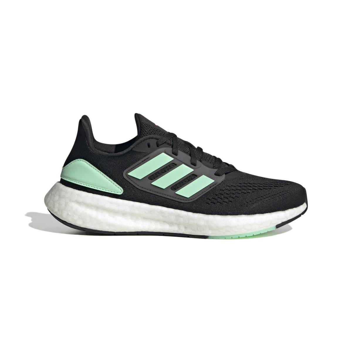 product/a/d/adidas_hq8578_1_footwear_photography_side_lateral_center_view_white_000.jpg