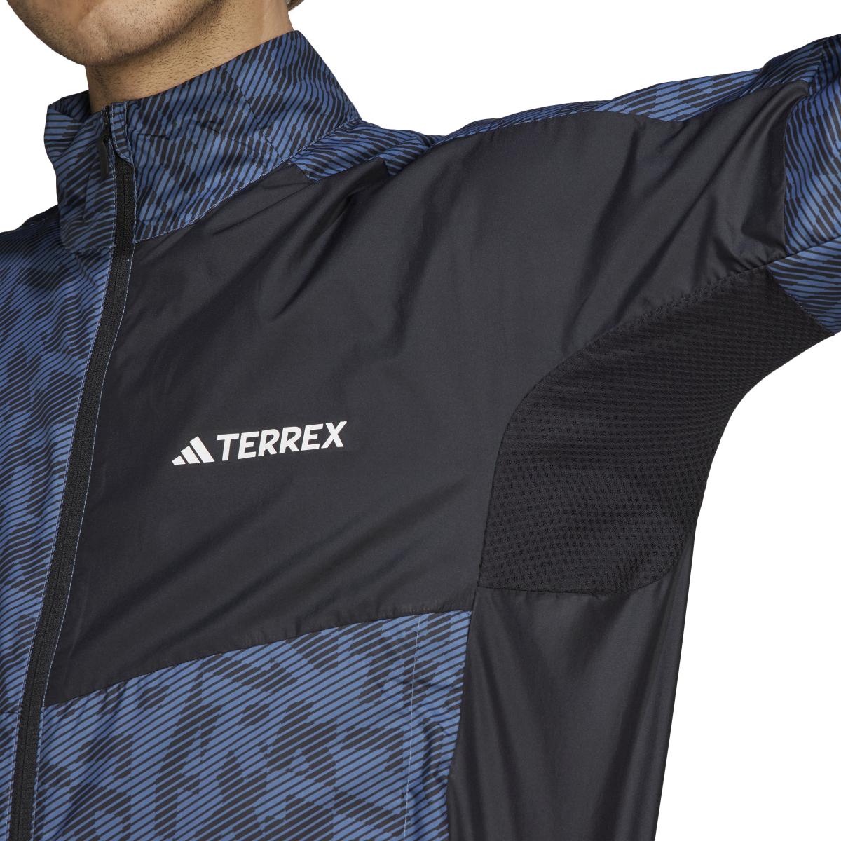 product/a/d/adidas_hz5330_9_apparel_on_model_detail_view_3_white.jpg