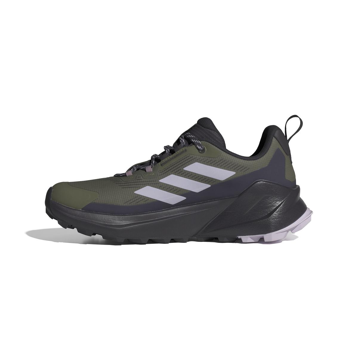 product/a/d/adidas_id0906_5_footwear_photography_side_medial_center_view_white.jpg
