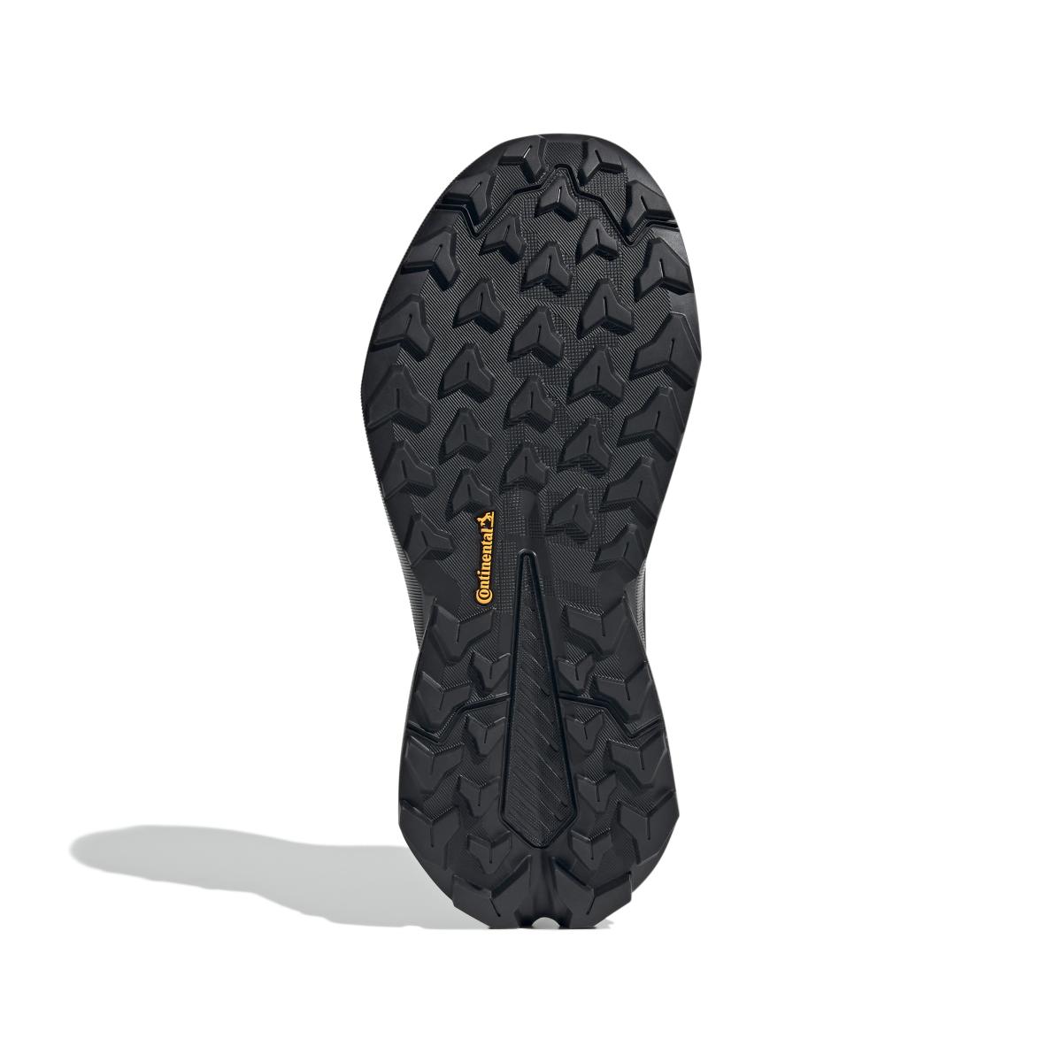 product/a/d/adidas_ie4847_4_footwear_photography_bottom_view_white.jpg