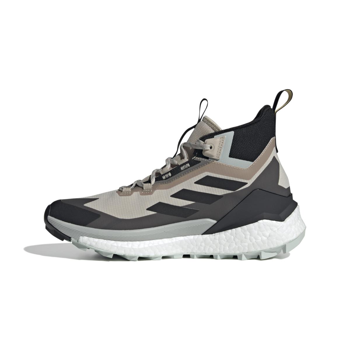 product/a/d/adidas_ie5128_5_footwear_photography_side_medial_center_view_white.jpg