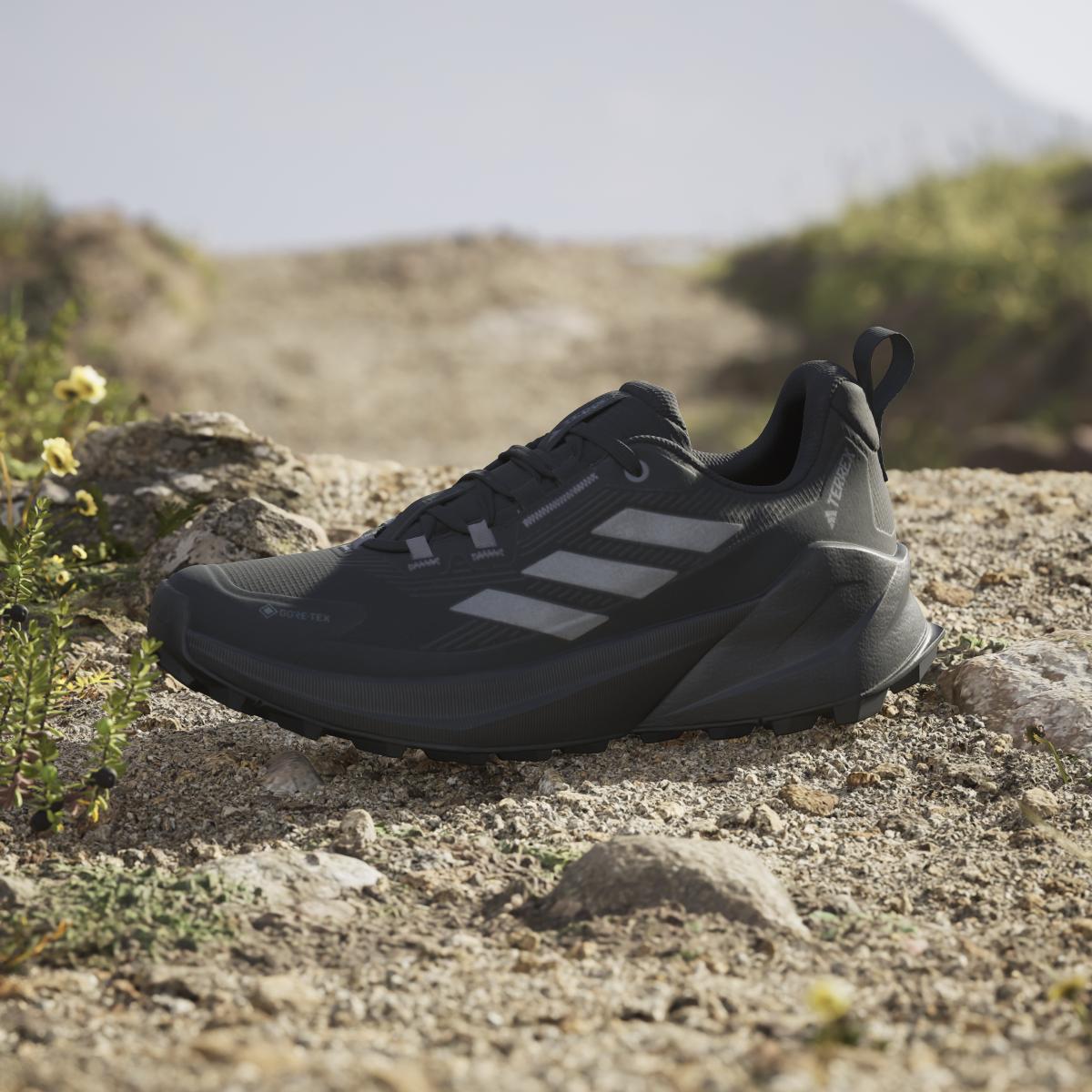 product/a/d/adidas_ie5154_20_footwear_photography_heromrktng_view_7_white.jpg