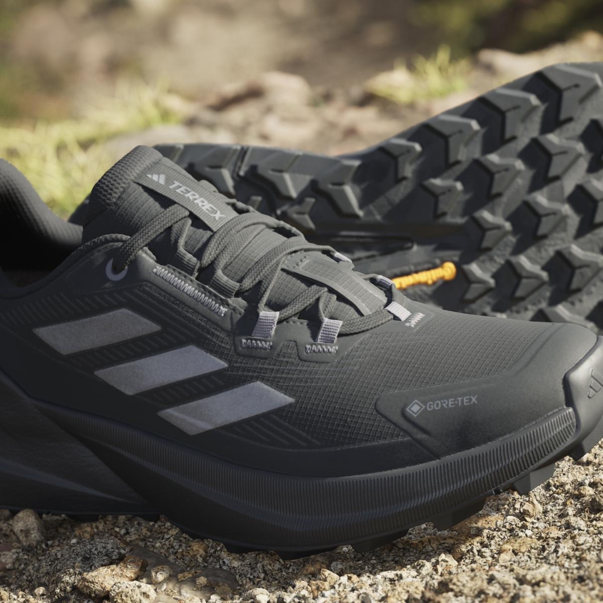 product/a/d/adidas_ie5154_22_footwear_photography_heromrktng_view_9_white.jpg