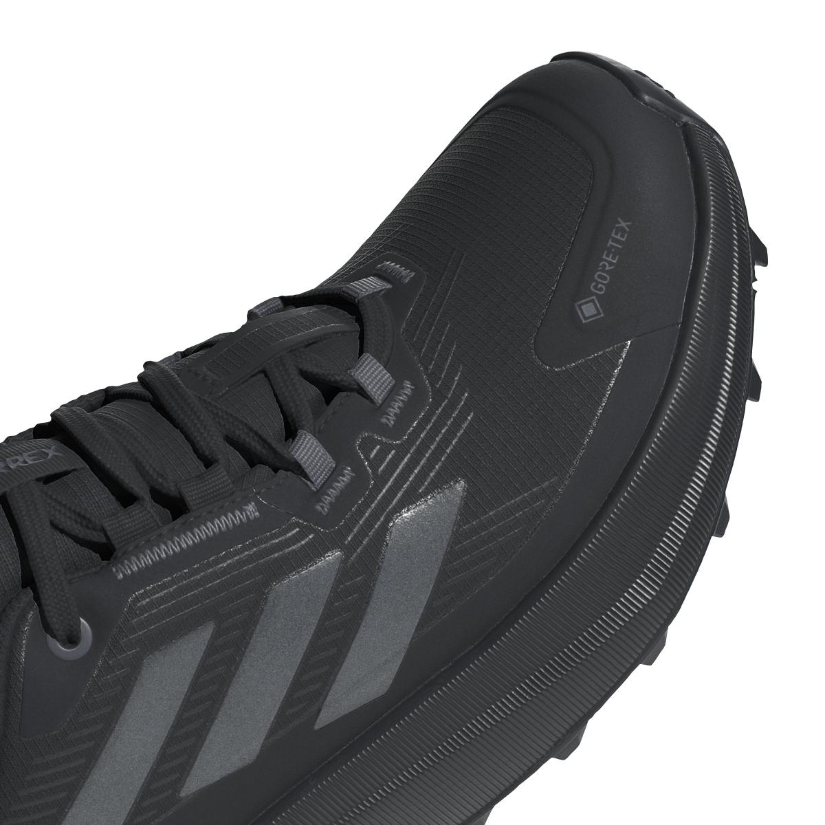 product/a/d/adidas_ie5154_8_footwear_photography_detail_view_1_white.jpg
