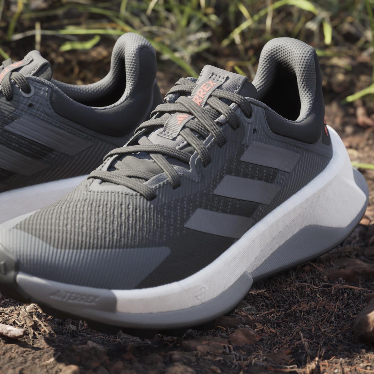 product/a/d/adidas_ie8456_23_footwear_photography_heromrktng_view_9.jpg
