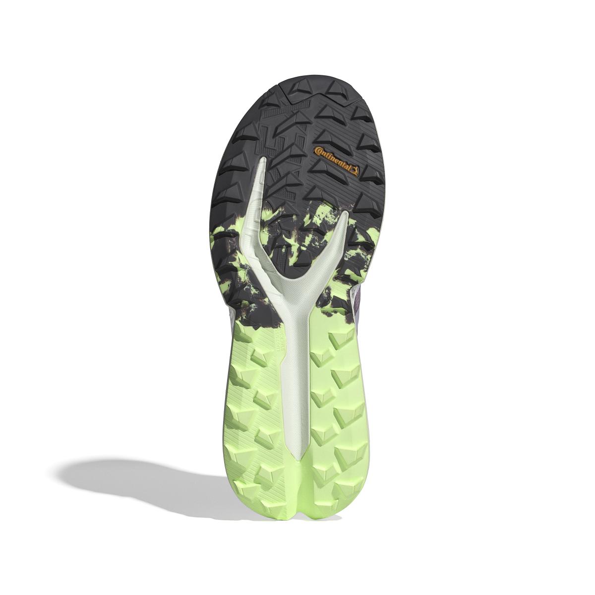 product/a/d/adidas_ie8457_4_footwear_photography_bottom_view_white.jpg