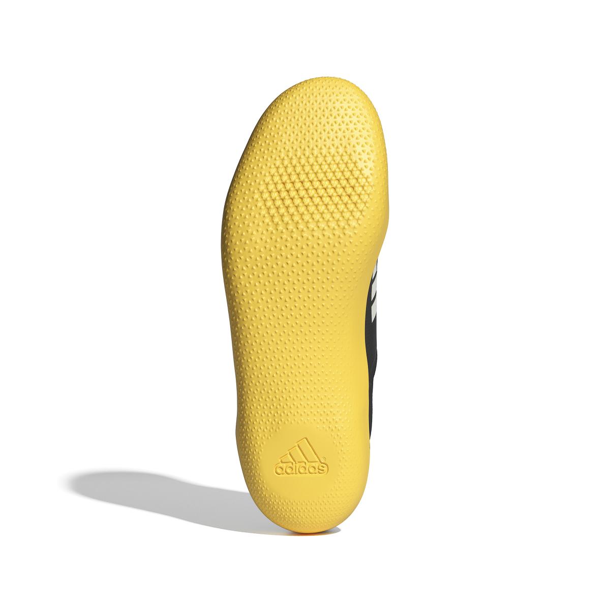 product/a/d/adidas_if1241_4_footwear_photography_bottom_view_white.jpg