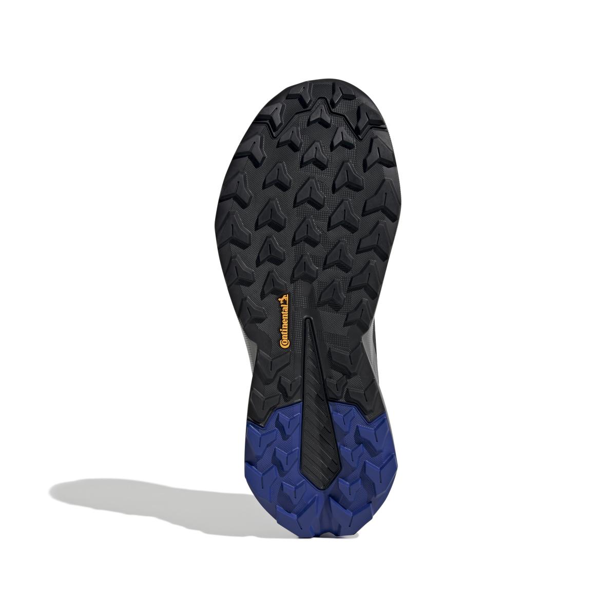 product/a/d/adidas_if1606_4_footwear_photography_bottom_view_white.jpg