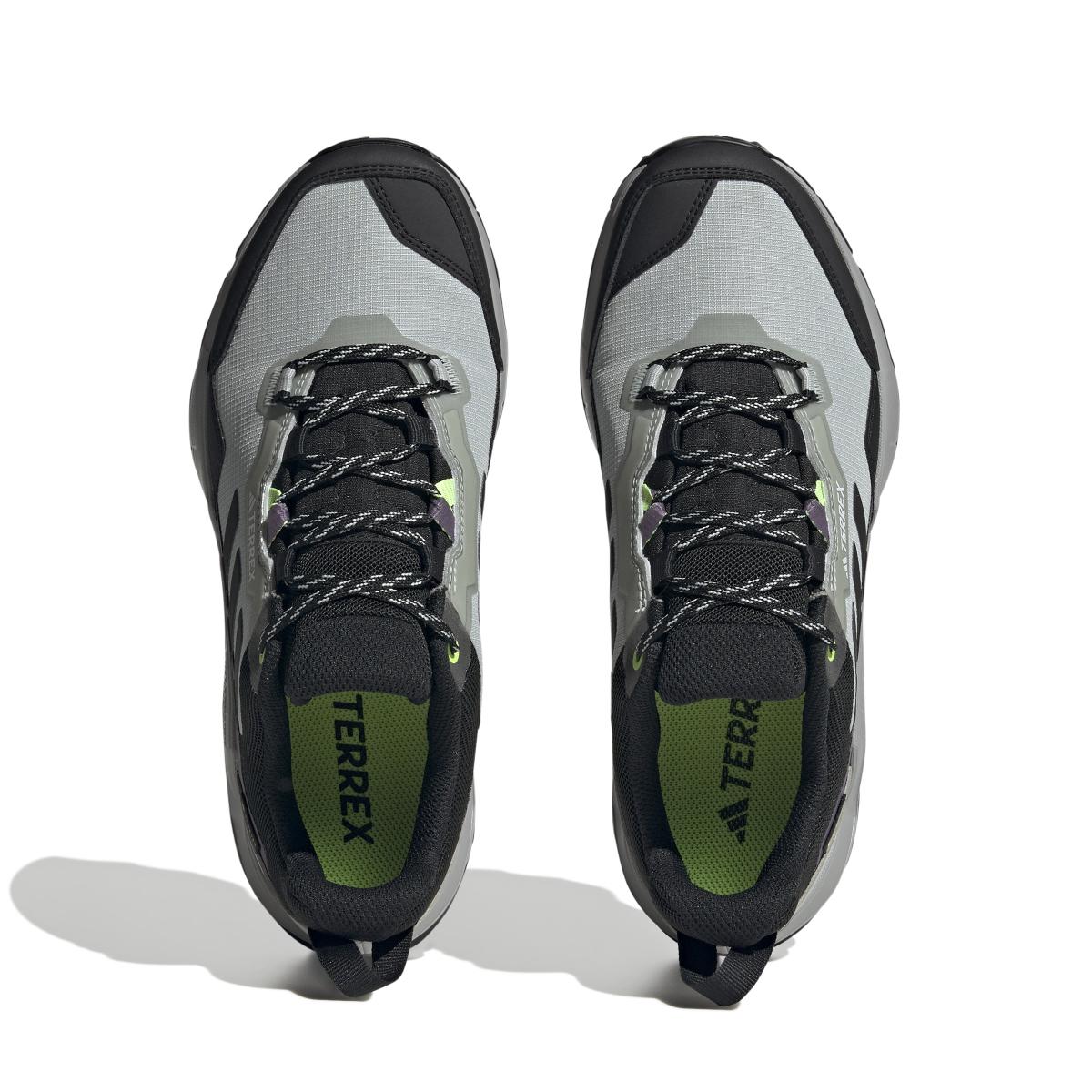 product/a/d/adidas_if4863_3_footwear_photography_top_portrait_view_white-nw091625.jpg