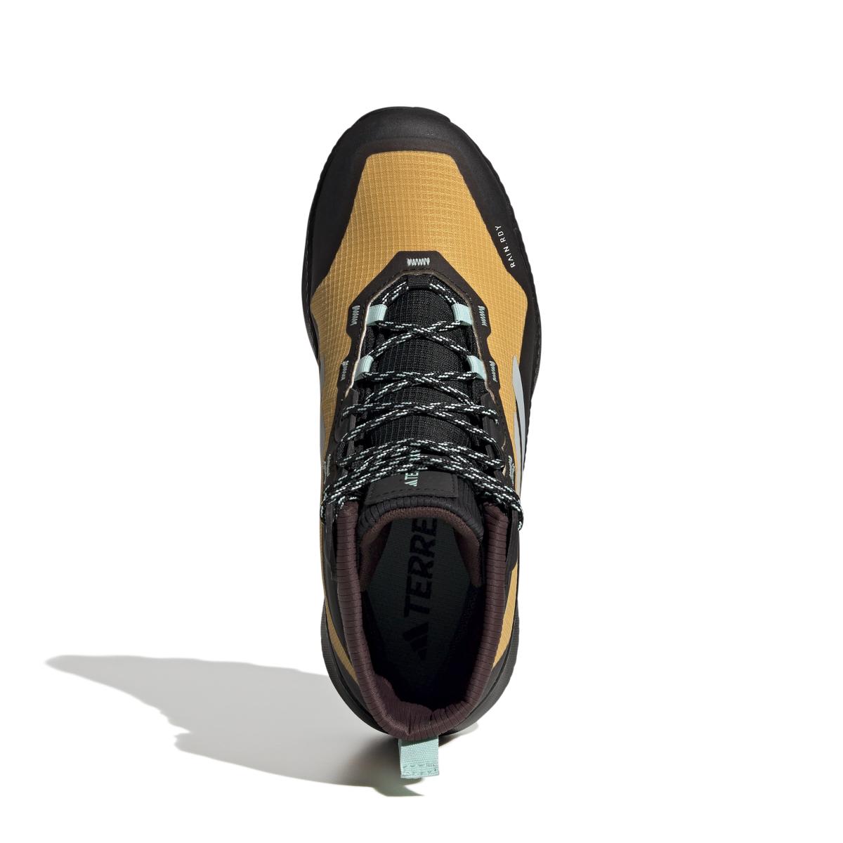 product/a/d/adidas_if4930_3_footwear_photography_top_portrait_view_white-nw091625.jpg