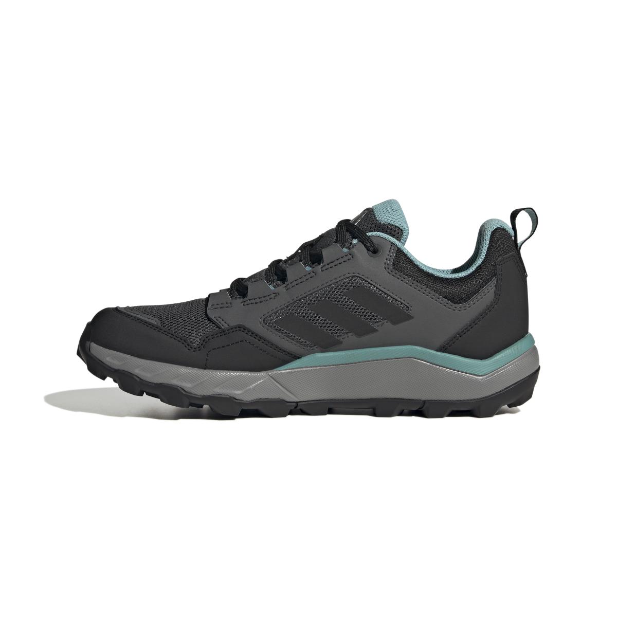 product/a/d/adidas_if5028_5_footwear_photography_side_medial_center_view_white.jpg