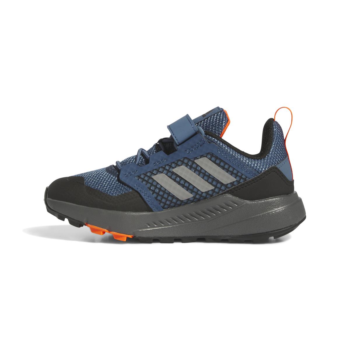 product/a/d/adidas_if5709_5_footwear_photography_side_medial_center_view_white.jpg
