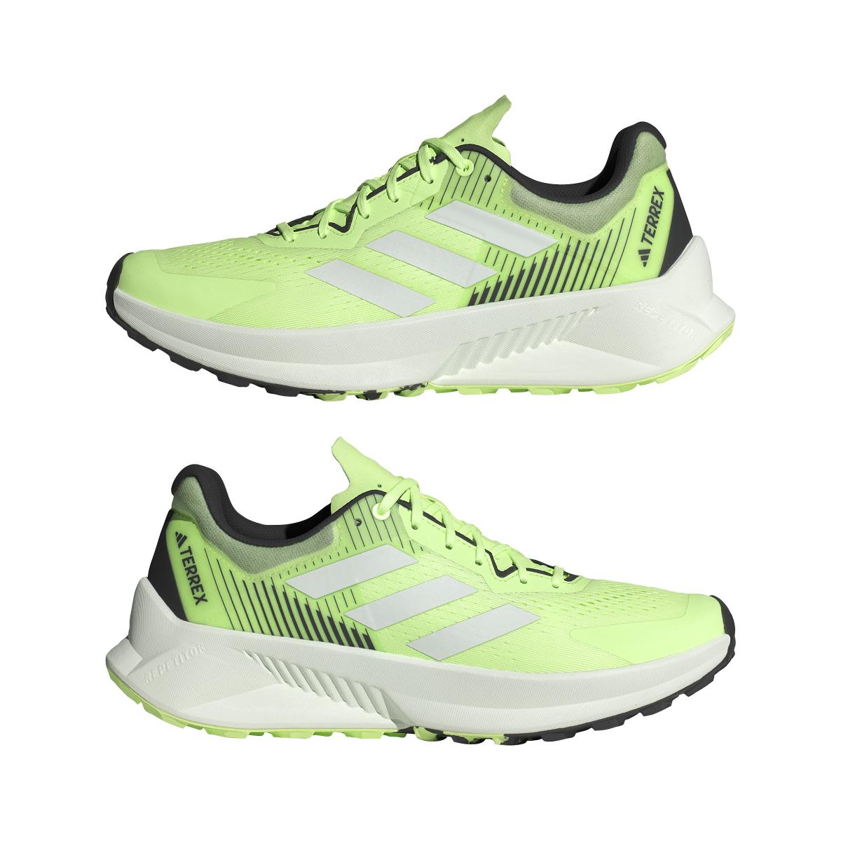 product/a/d/adidas_ig8026_10_footwear_photography_mirrored_pair_view_white-nw031524.jpg