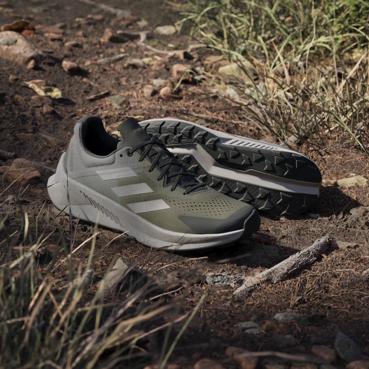product/a/d/adidas_ig8923_21_footwear_photography_heromrktng_view_8.jpg