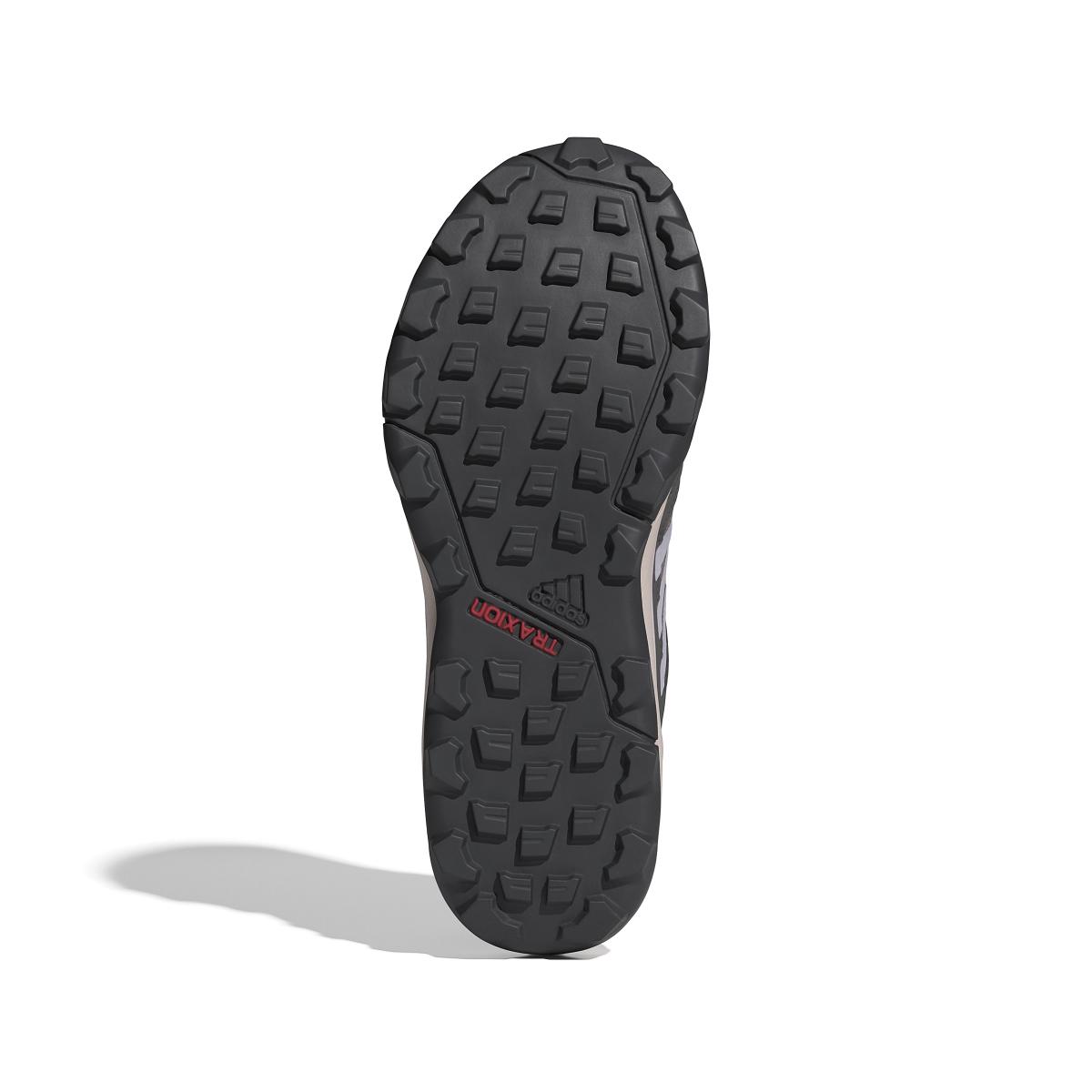 product/a/d/adidas_ig8926_4_footwear_photography_bottom_view_white.jpg