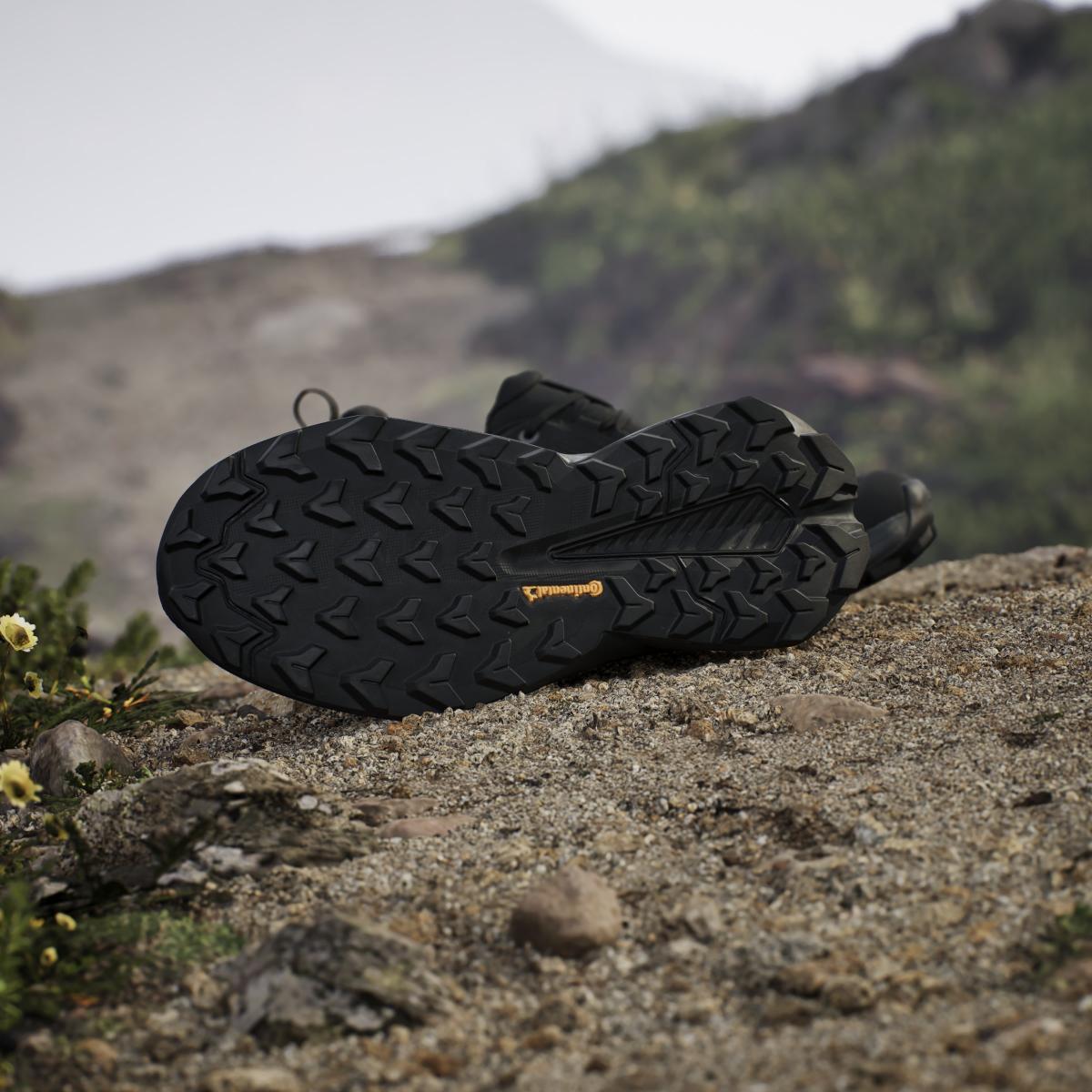 product/a/d/adidas_ih0617_19_footwear_photography_heromrktng_view_4-nw091625.jpg