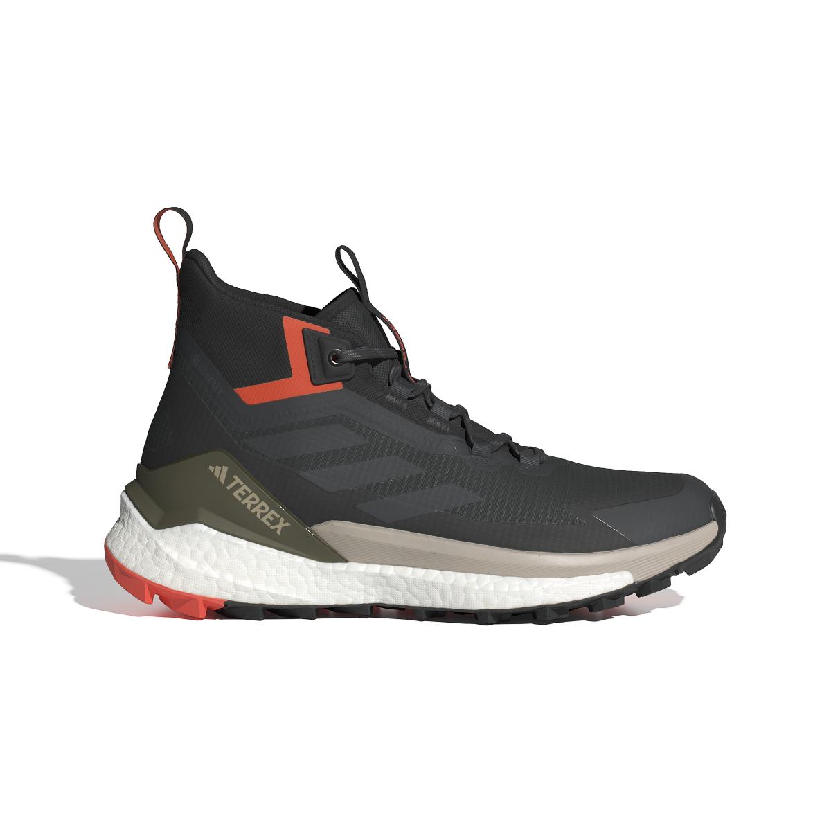 product/a/d/adidas_ih0669_1_footwear_photography_side_lateral_center_view_white-nw091625.jpg