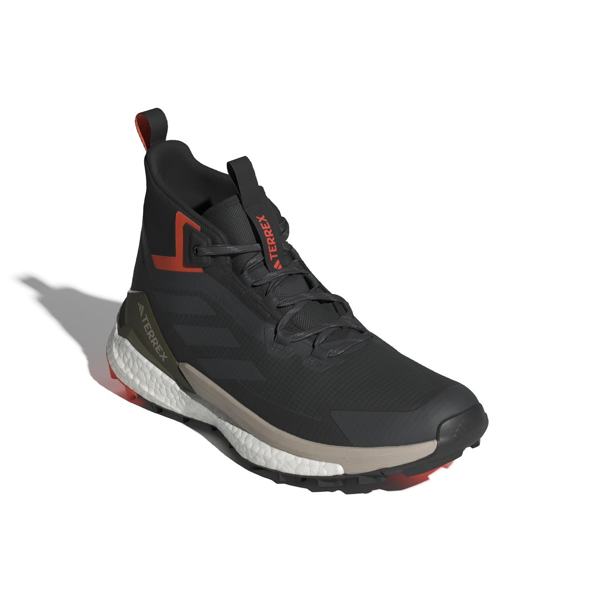 product/a/d/adidas_ih0669_6_footwear_photography_front_lateral_top_view_white-nw091625.jpg