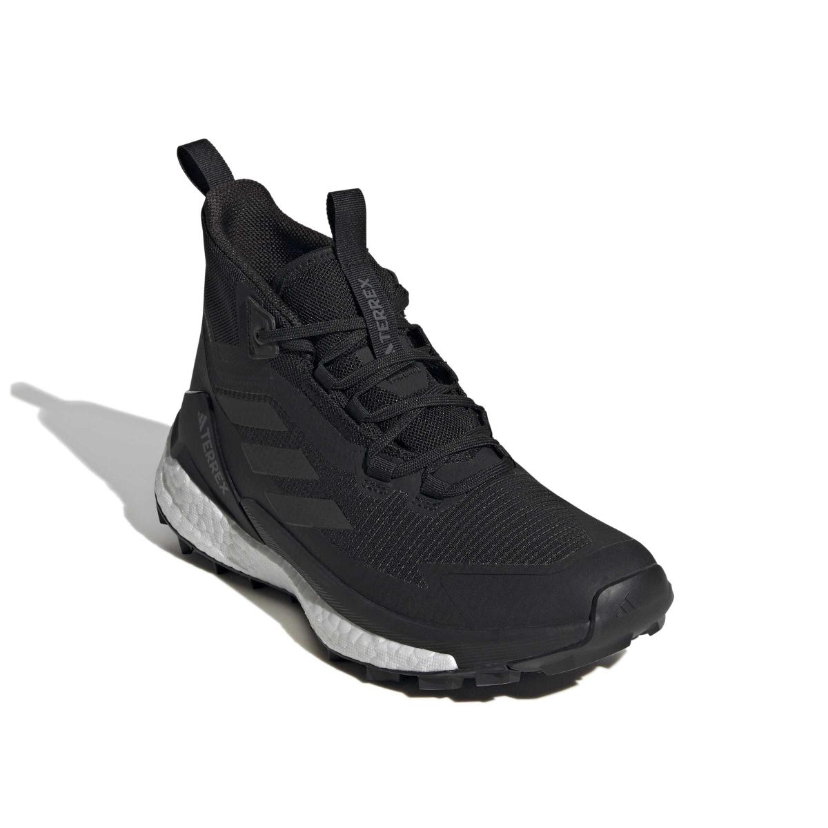 product/a/d/adidas_ih0670_6_footwear_photography_front_lateral_top_view_white-nw091625.jpg