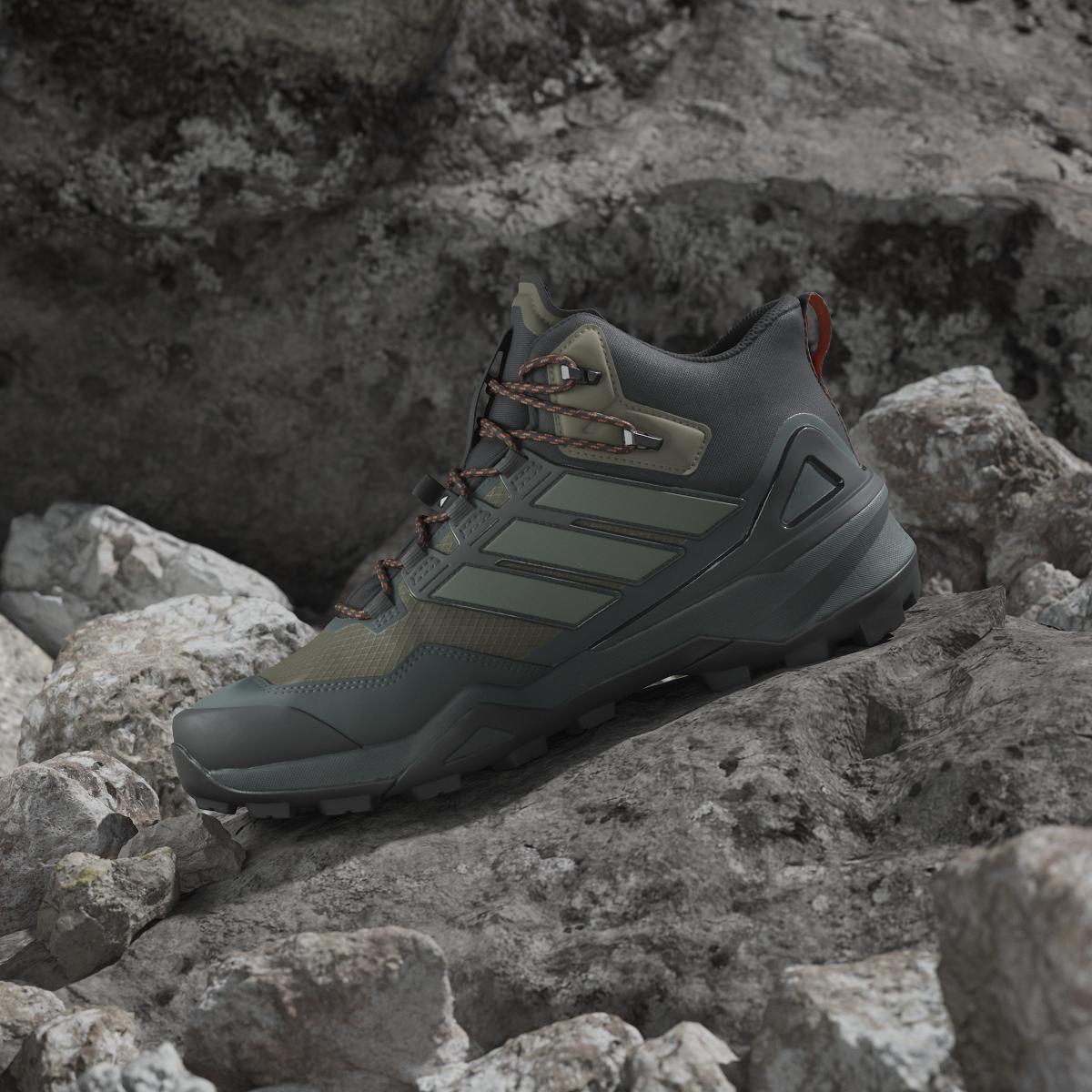 product/a/d/adidas_ih2804_olistr-silgrn-cblack_16.jpg