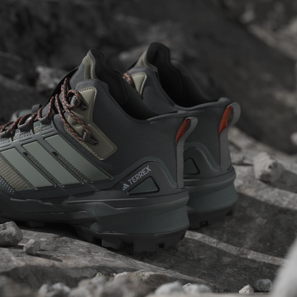 product/a/d/adidas_ih2804_olistr-silgrn-cblack_19.jpg