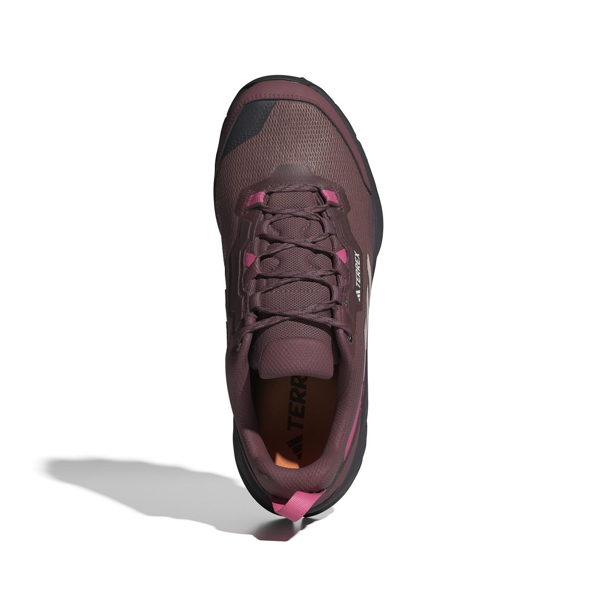 product/a/d/adidas_ih3522_3_footwear_photography_top_portrait_view_white.jpg