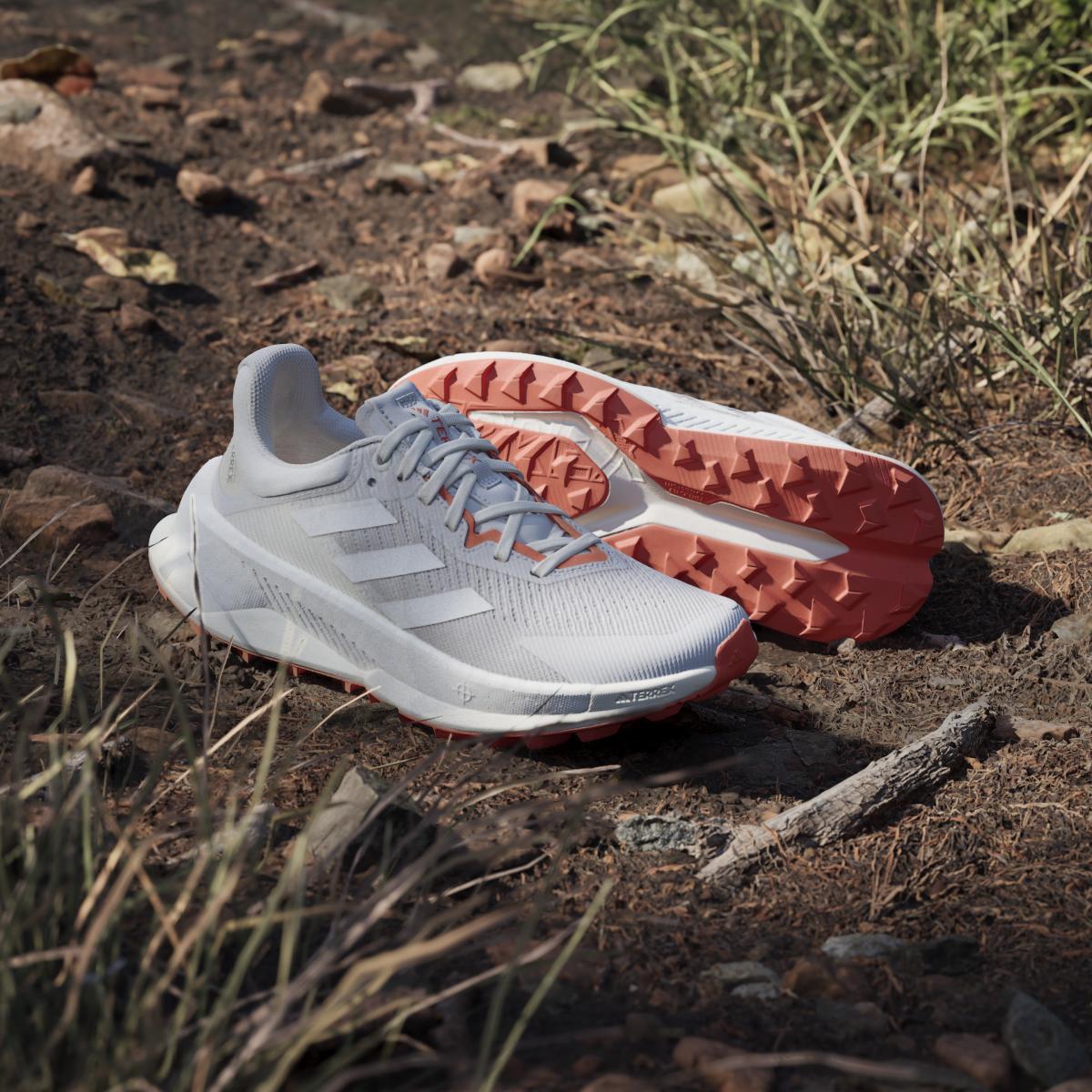 product/a/d/adidas_ih3791_21_footwear_photography_heromrktng_view_8-nw091625.jpg