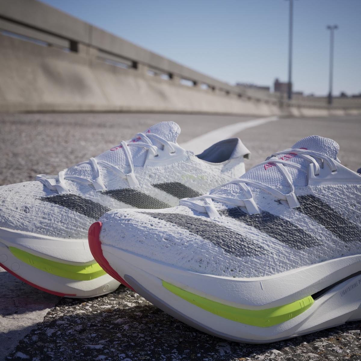 product/a/d/adidas_ih5685_22_footwear_photography_heromrktng_view_9-nw091625.jpg