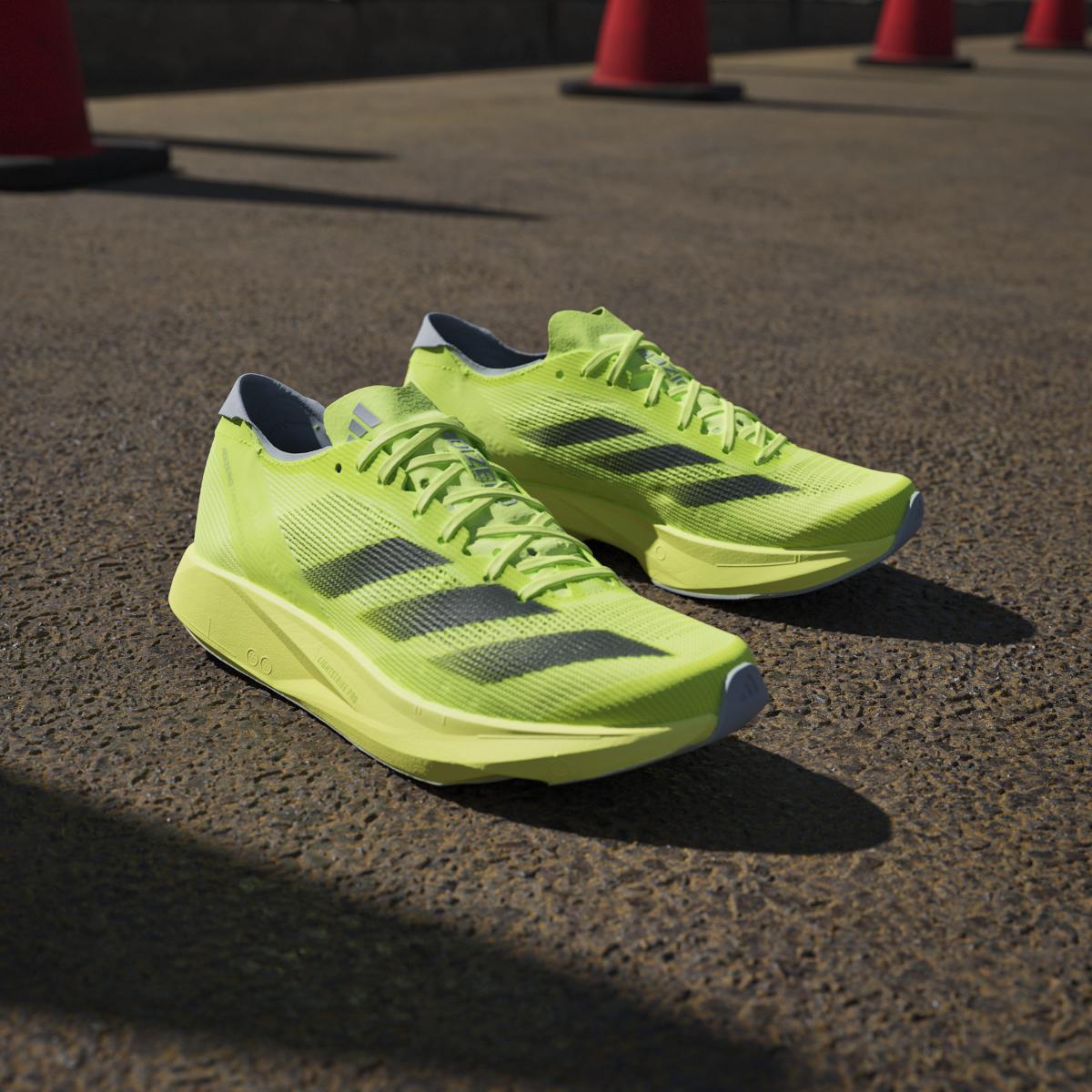product/a/d/adidas_ih5715_21_footwear_photography_heromrktng_view_8-nw091625.jpg