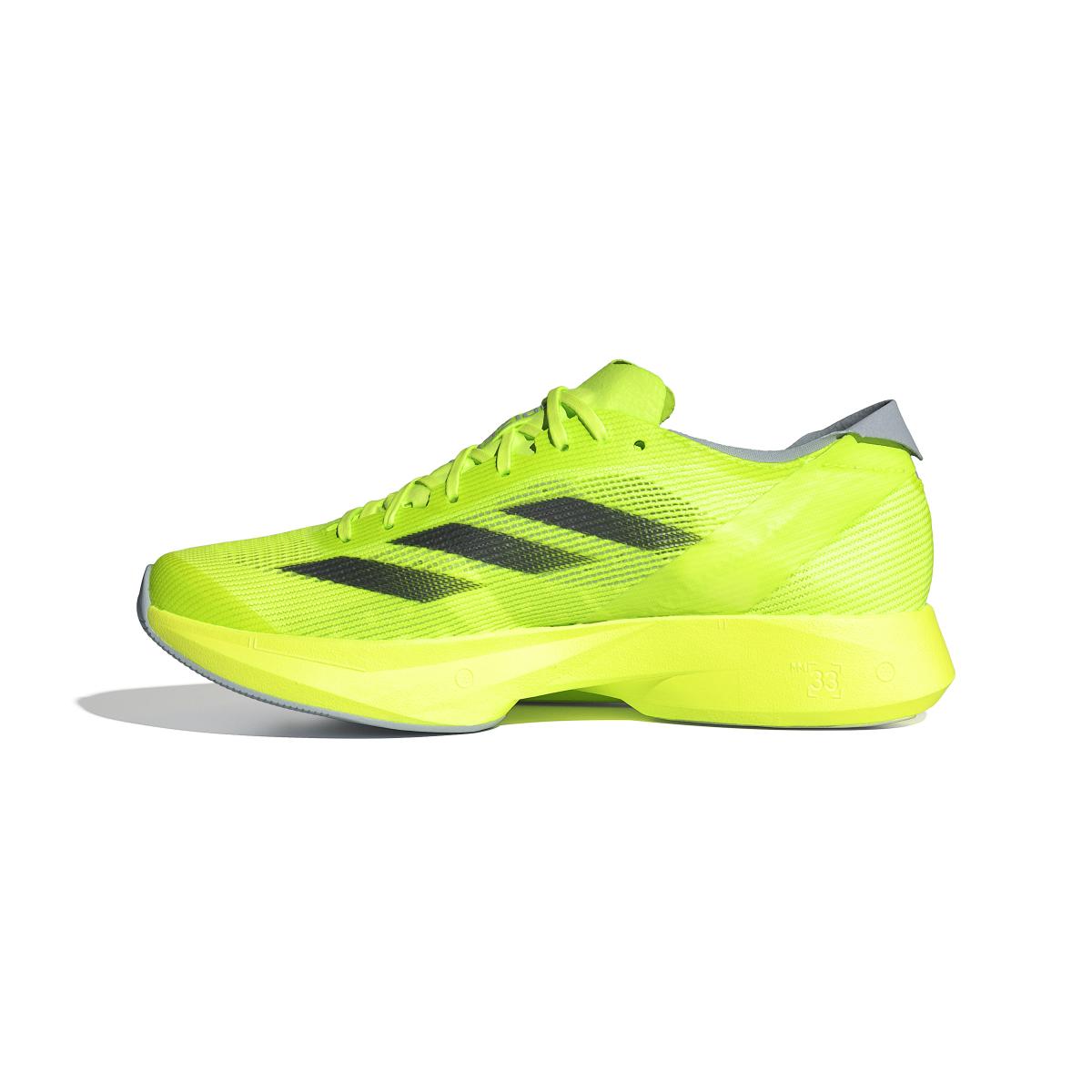 product/a/d/adidas_ih5715_5_footwear_photography_side_medial_center_view_white-nw091625.jpg