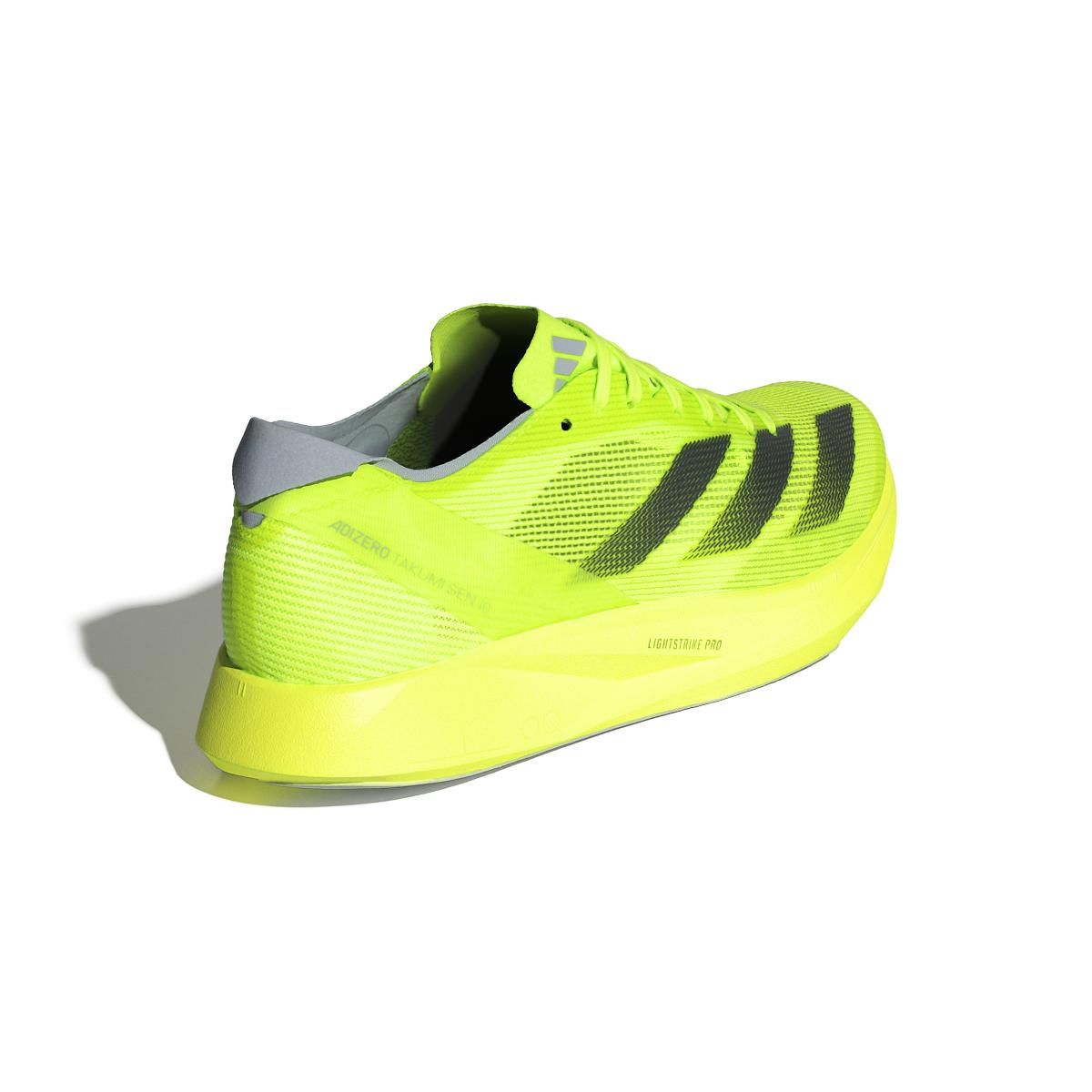 product/a/d/adidas_ih5715_7_footwear_photography_back_lateral_top_view_white-nw091625.jpg