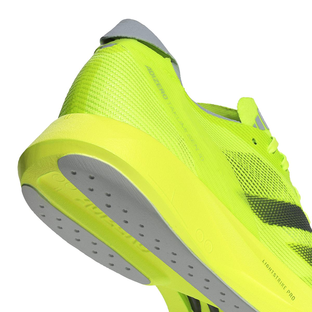 product/a/d/adidas_ih5715_9_footwear_photography_detail_view_2_white-nw091625.jpg