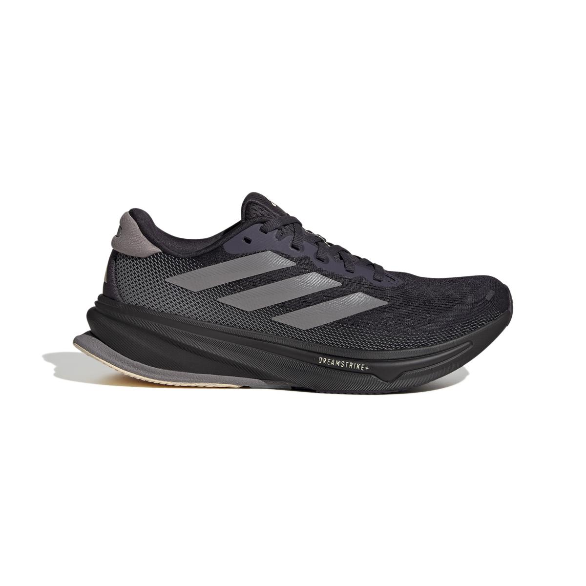 product/a/d/adidas_ih8701_1_footwear_photography_side_lateral_center_view_white-nw091625.jpg