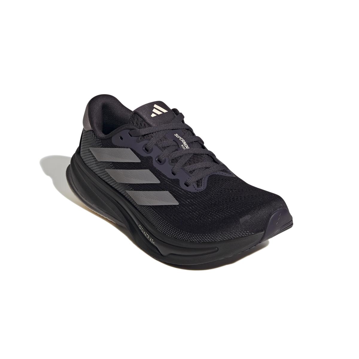 product/a/d/adidas_ih8701_6_footwear_photography_front_lateral_top_view_white-nw091625.jpg