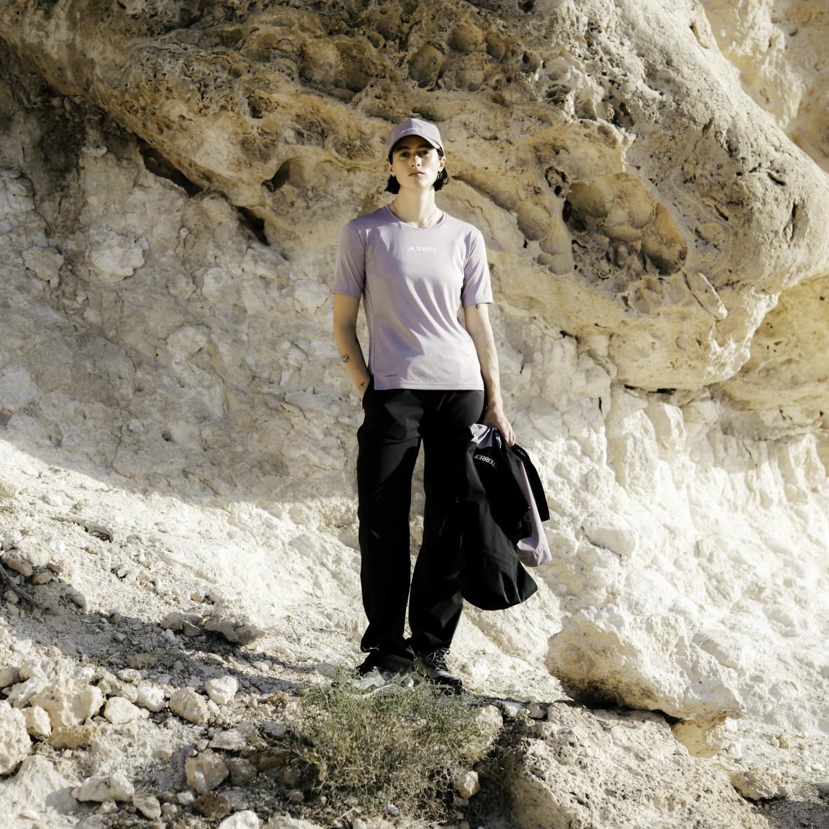 product/a/d/adidas_is0691_14_apparel_photography_descmrktng_view_1.jpg