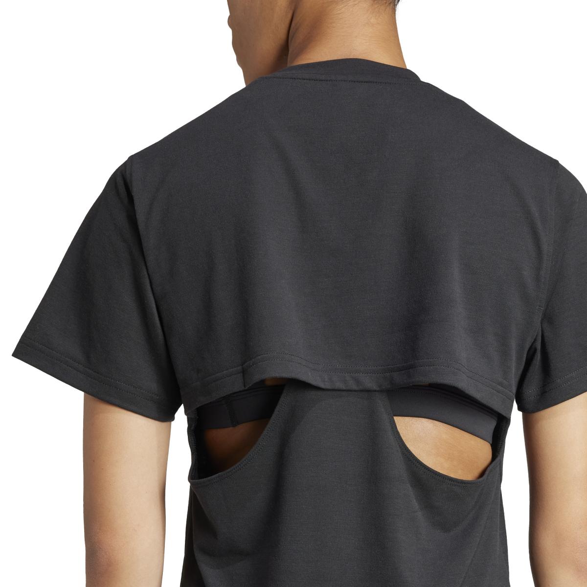 product/a/d/adidas_it2169_8_apparel_on_model_detail_view_3_white.jpg