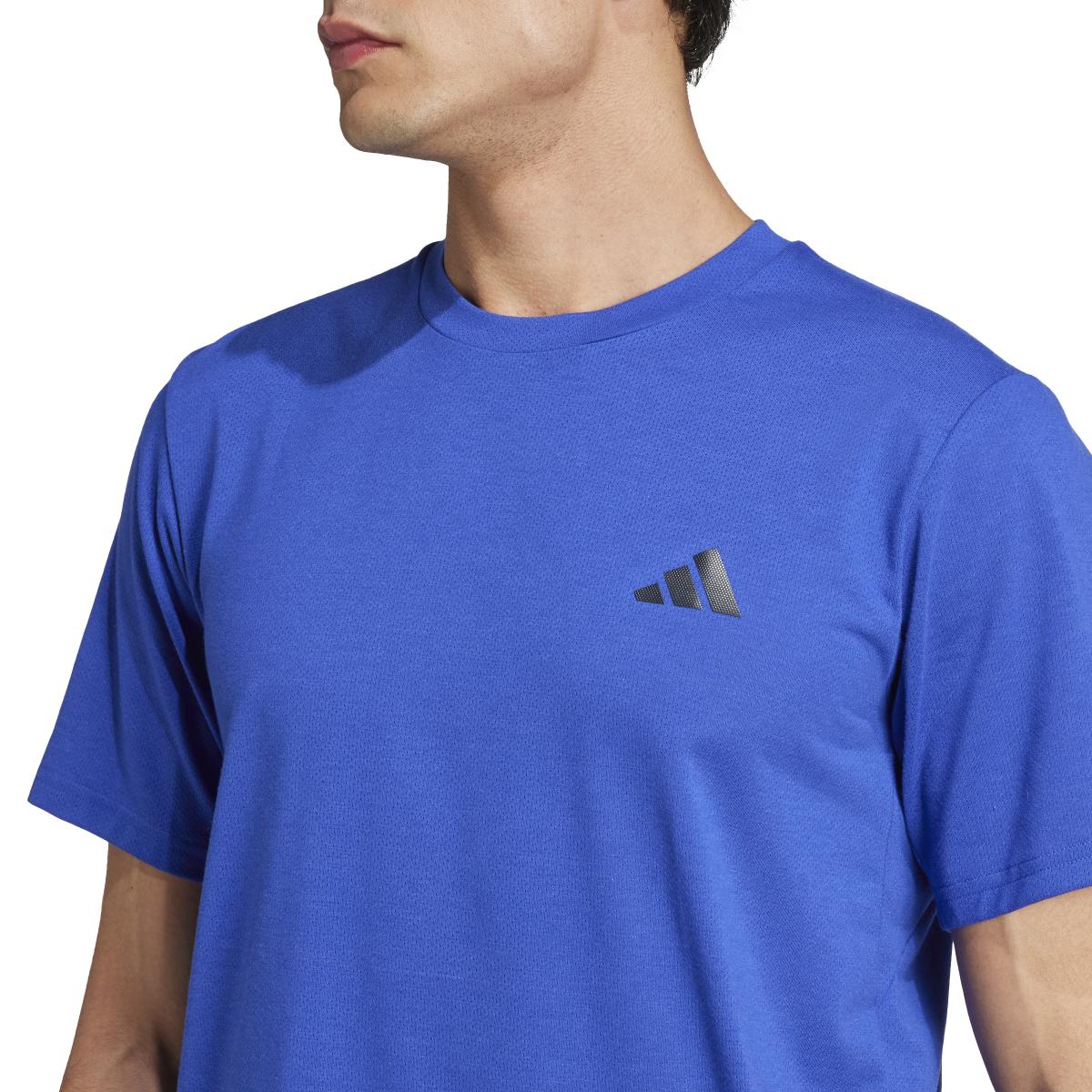 product/a/d/adidas_iw3319_7_apparel_on_model_detail_view_1_white.jpg