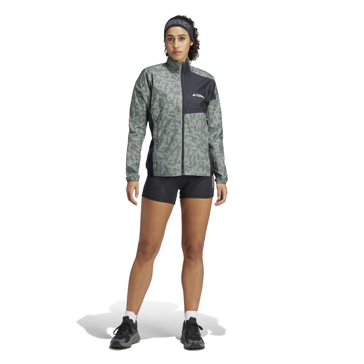 product/a/d/adidas_iw9246_7_apparel_on_model_standard_outfit_view_white.jpg