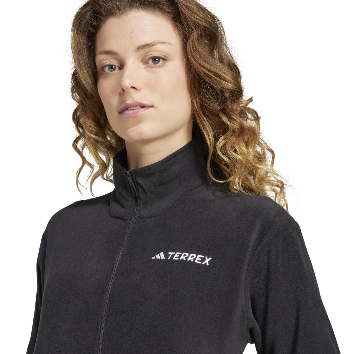 product/a/d/adidas_ix7709_7_apparel_on_model_detail_view_1_white.jpg