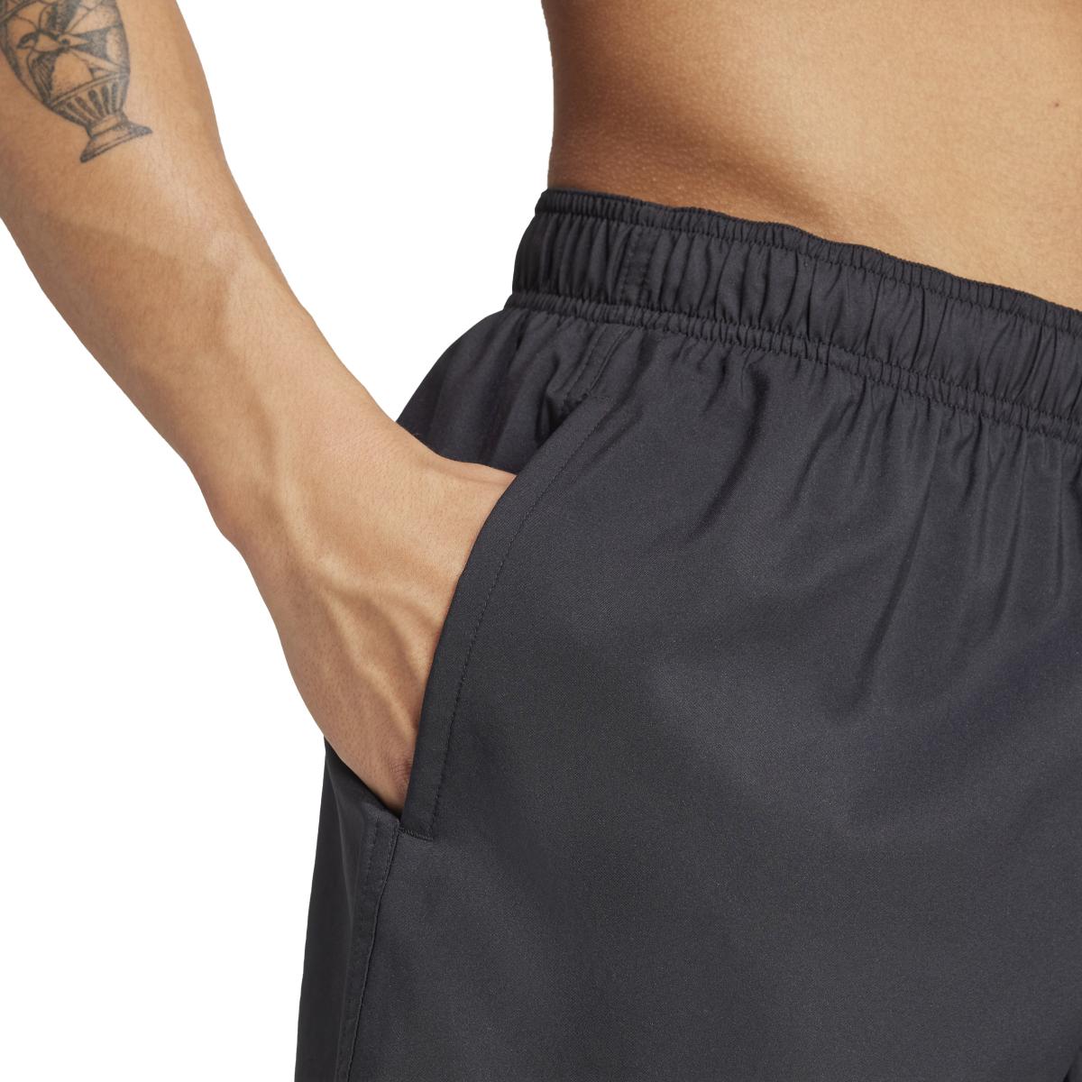 product/a/d/adidas_ix9799_7_apparel_on_model_detail_view_2_white.jpg