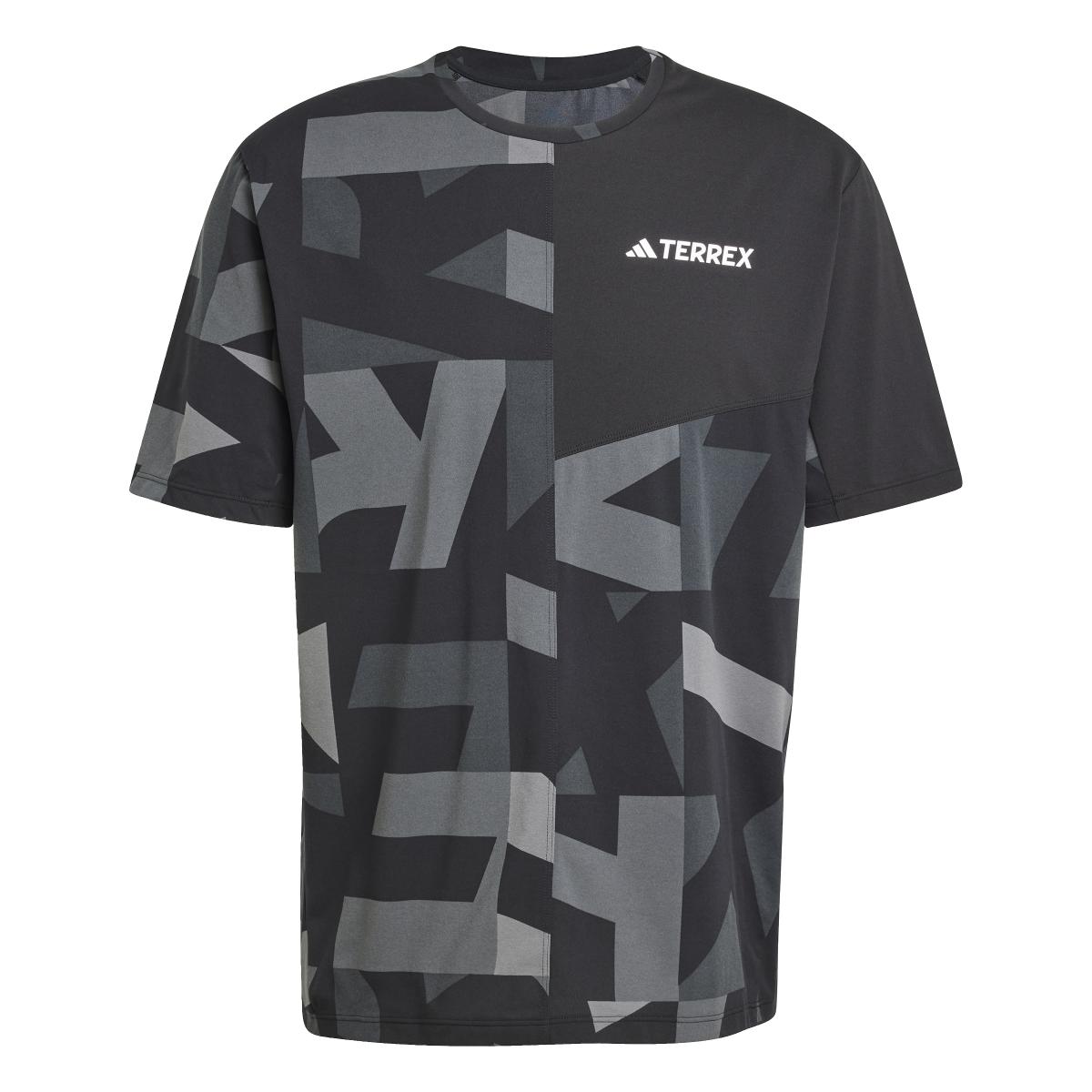 product/a/d/adidas_je0390_black-carbon_1.jpg