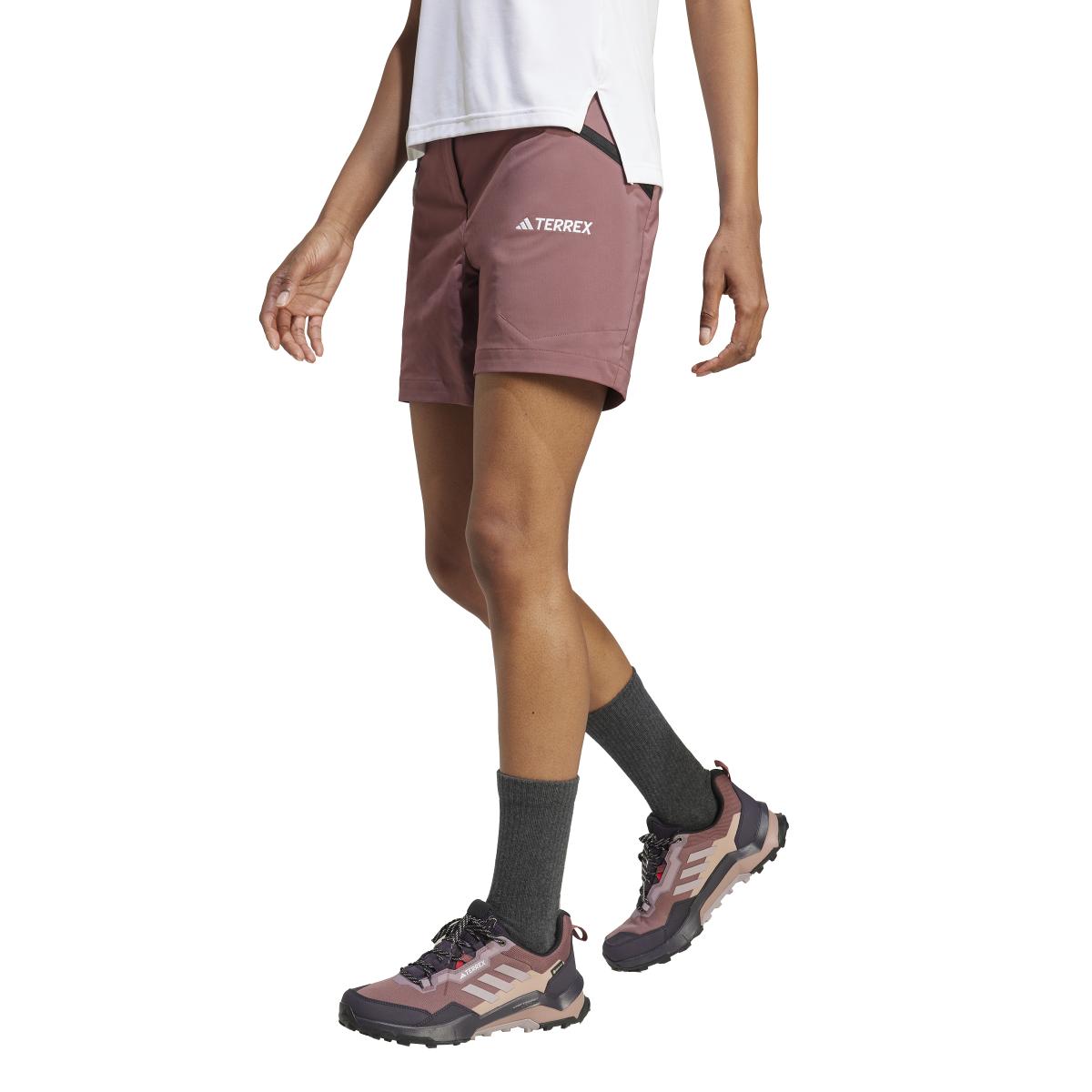 product/a/d/adidas_jg3709_quicri_2.jpg