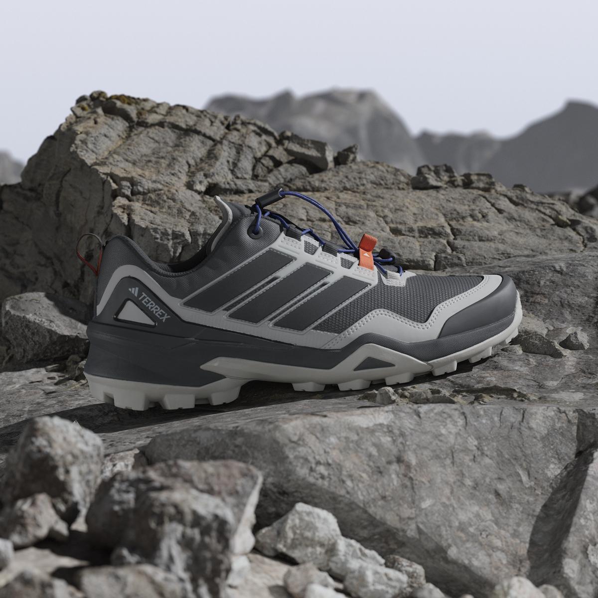 product/a/d/adidas_jh6385_16_footwear_photography_heromrktng_view_3-nw091625.jpg